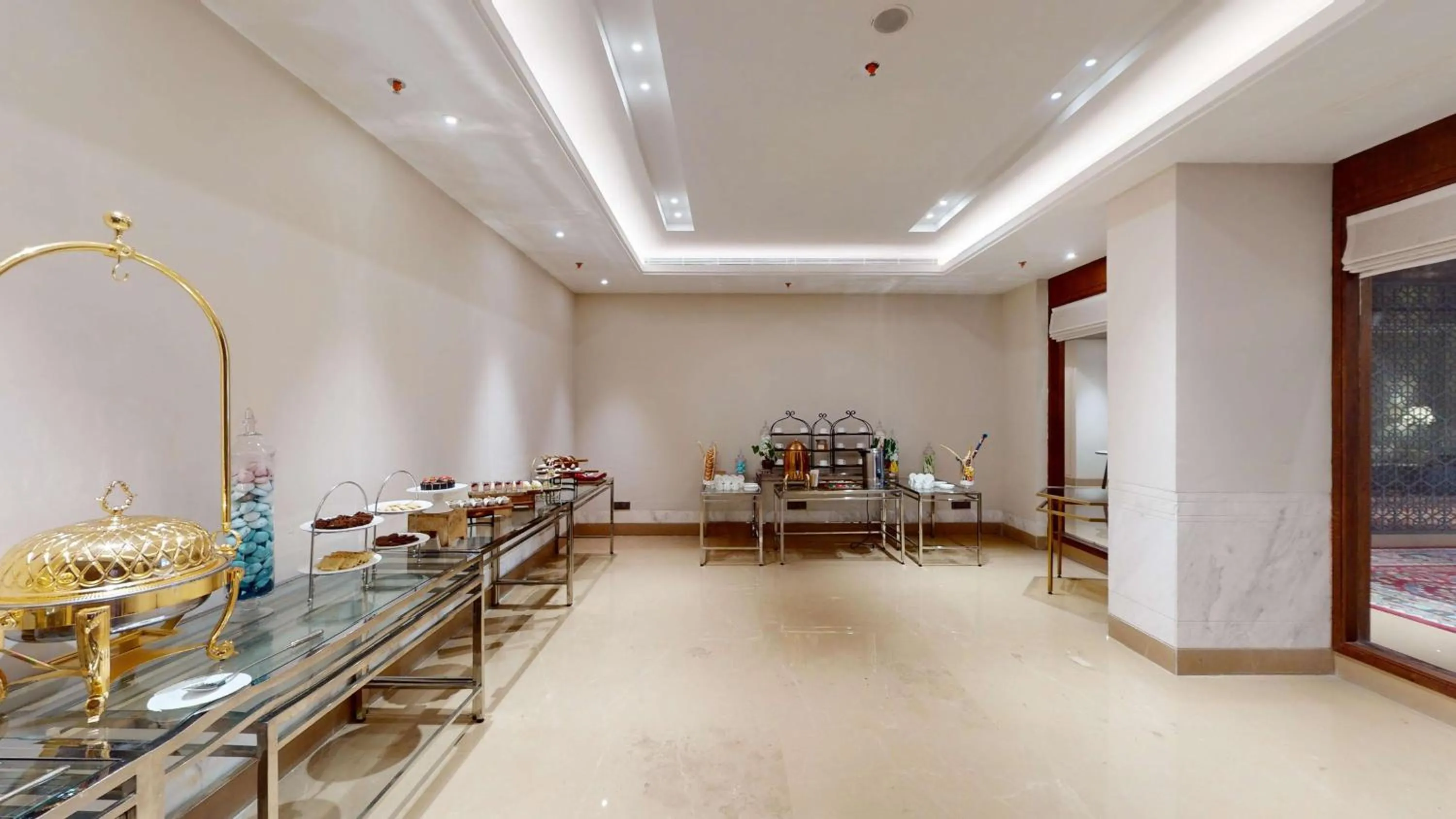 Meeting/conference room in Radisson Collection Hotel & Spa, Riverfront Srinagar