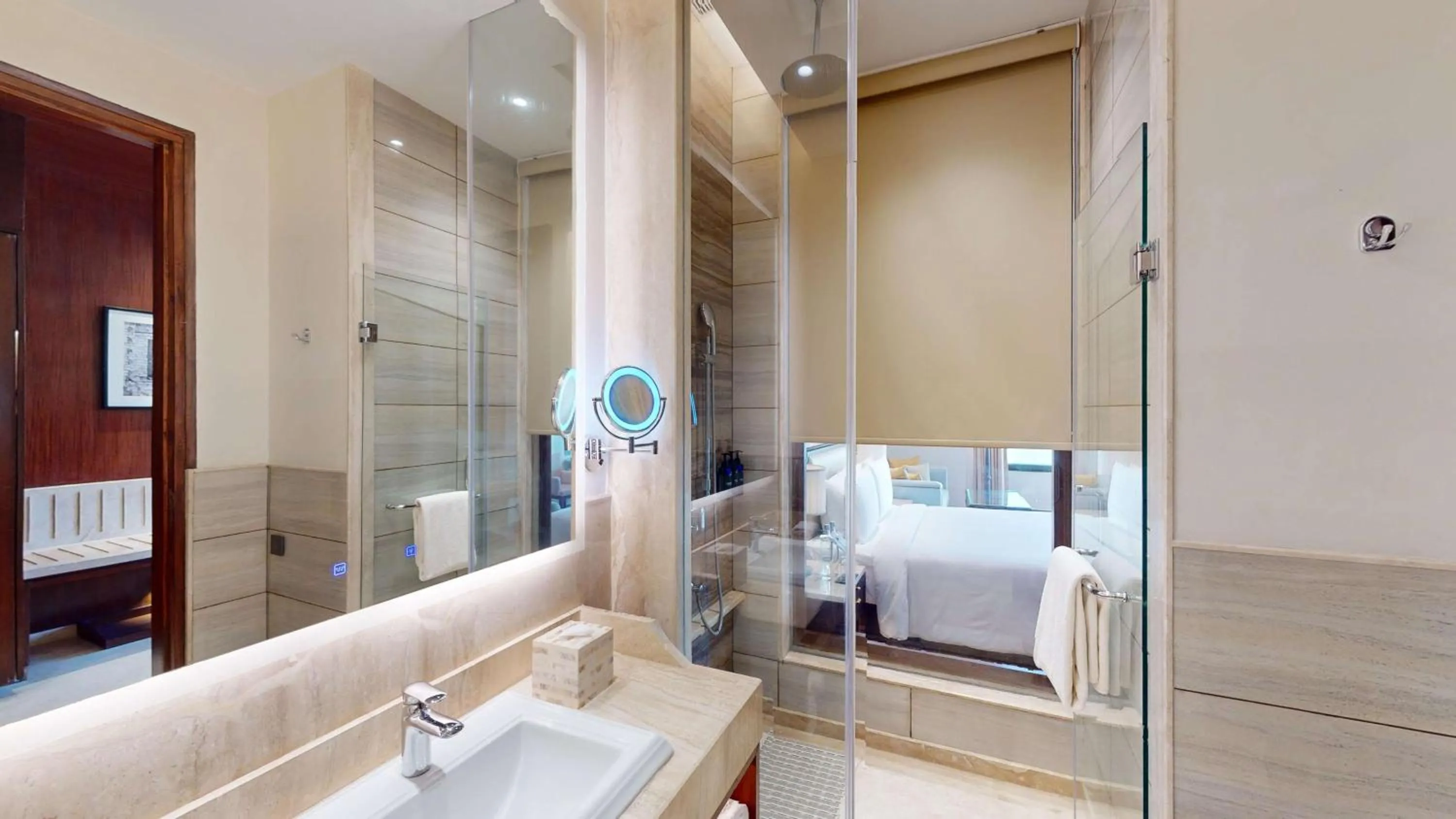 Bathroom, Bed in Radisson Collection Hotel & Spa, Riverfront Srinagar