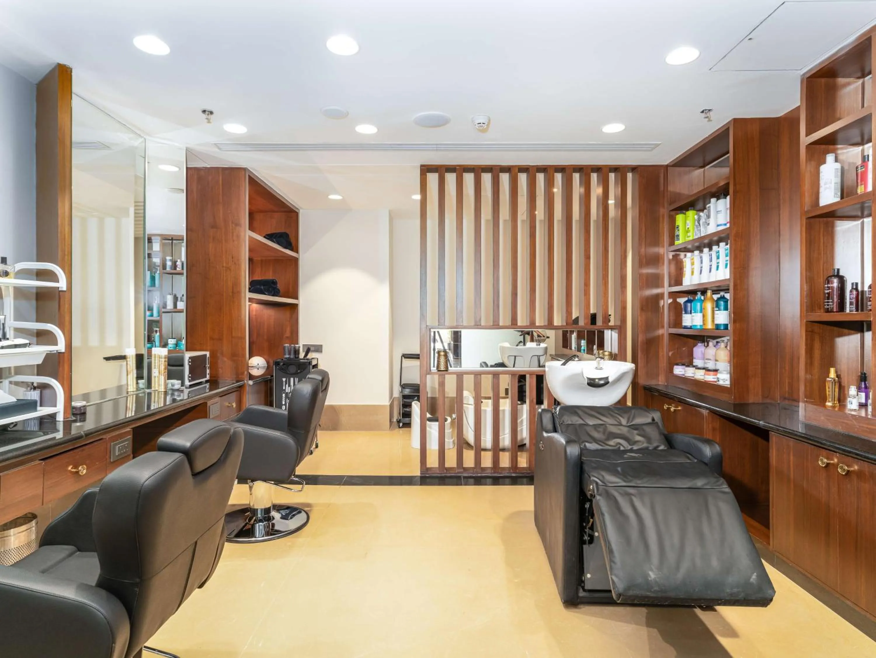 Property building in Radisson Collection Hotel & Spa, Riverfront Srinagar