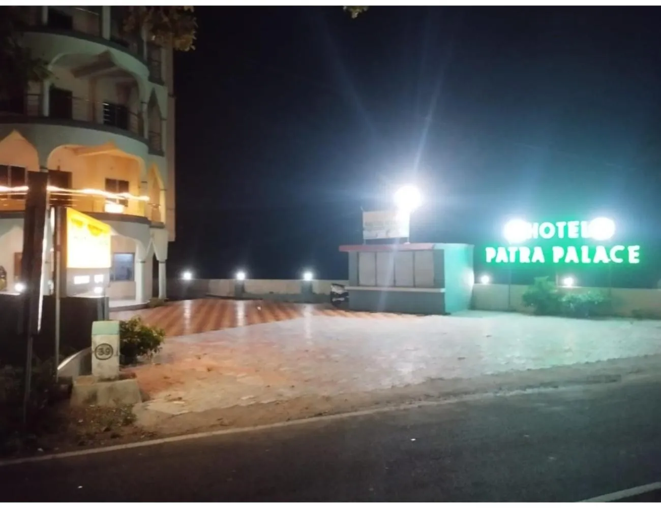 Property building in Hotel Patra Palace, Konark