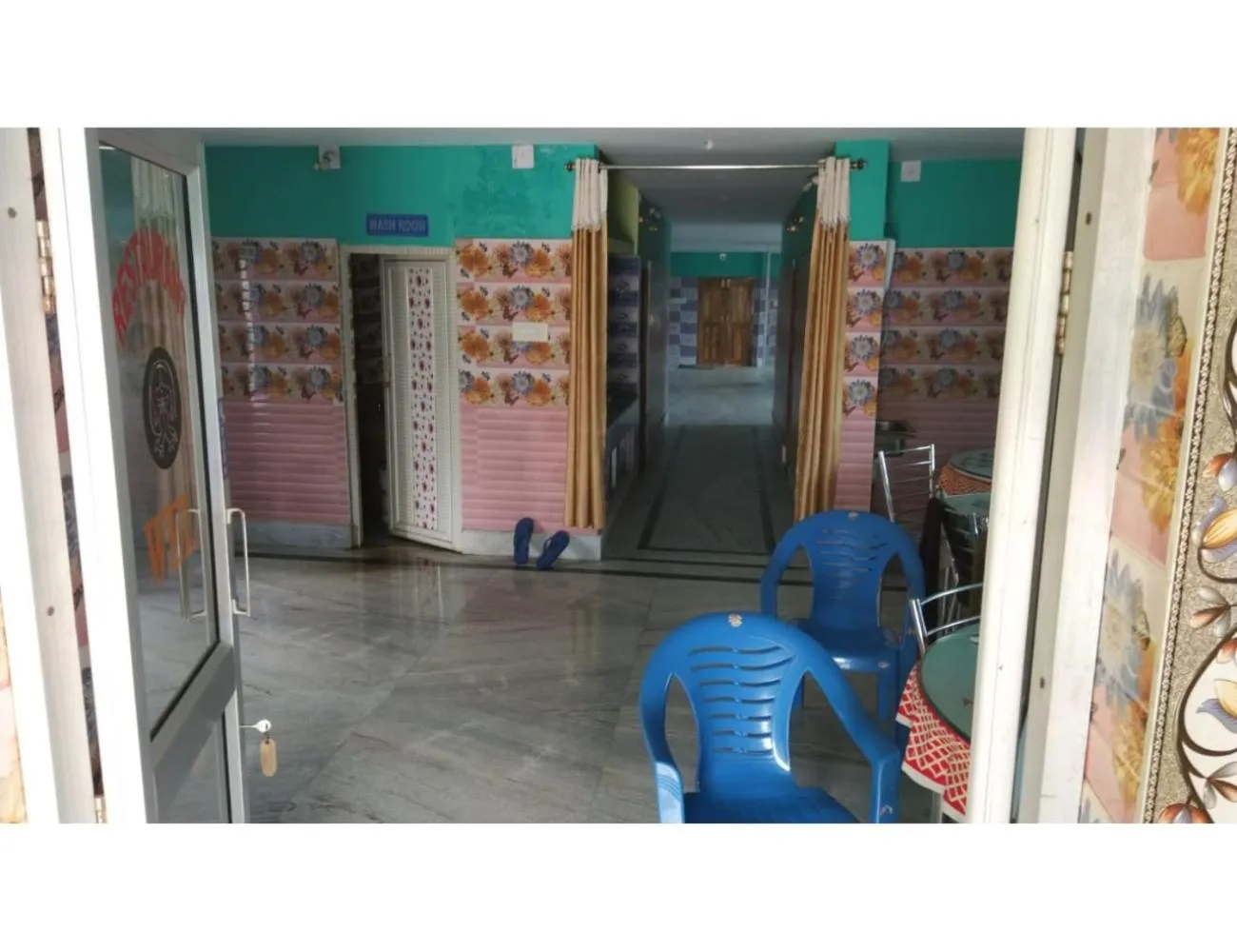 Seating area in Hotel Patra Palace, Konark