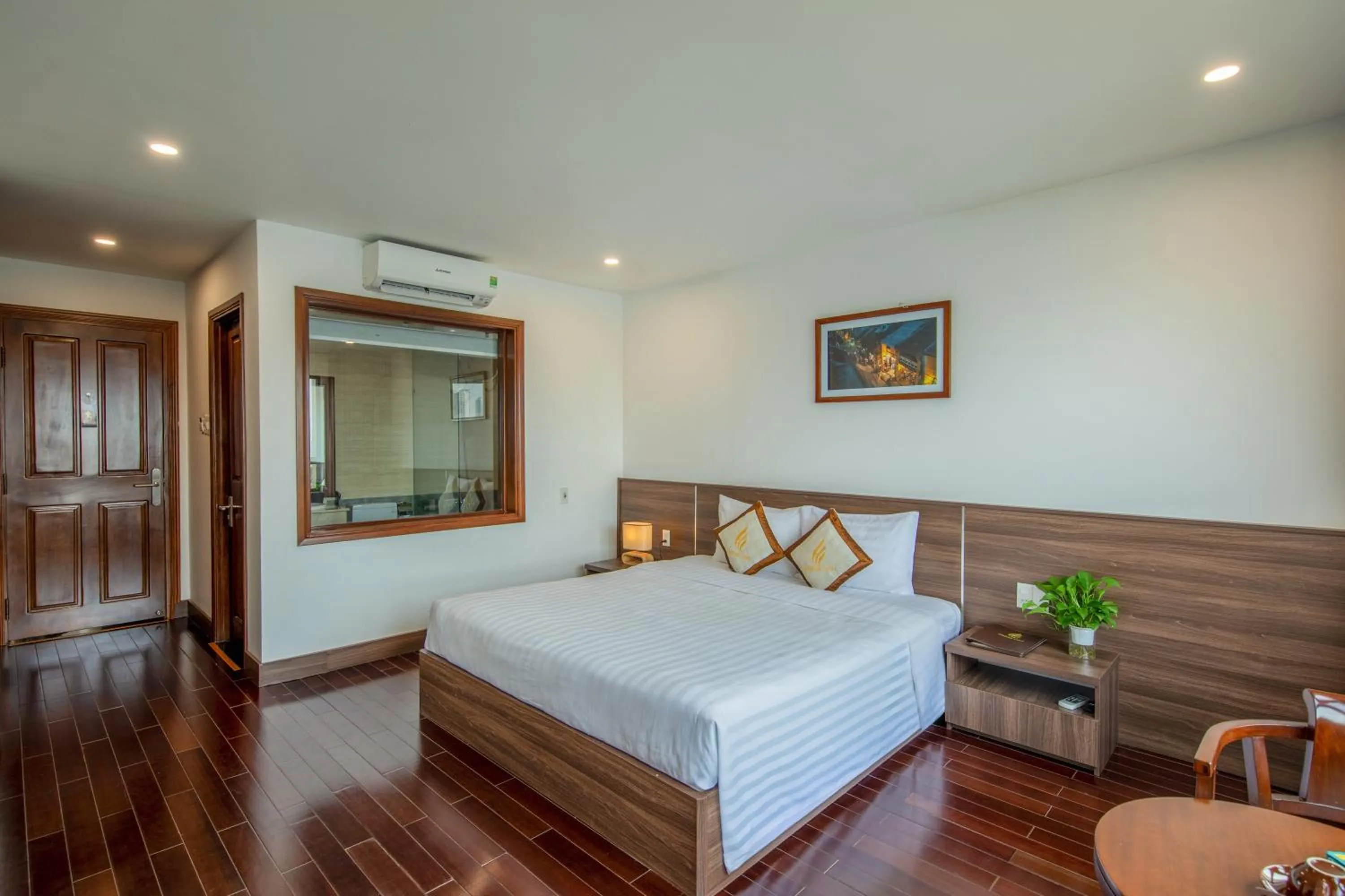 Bedroom in Hoang Linh Riverside Hotel Danang