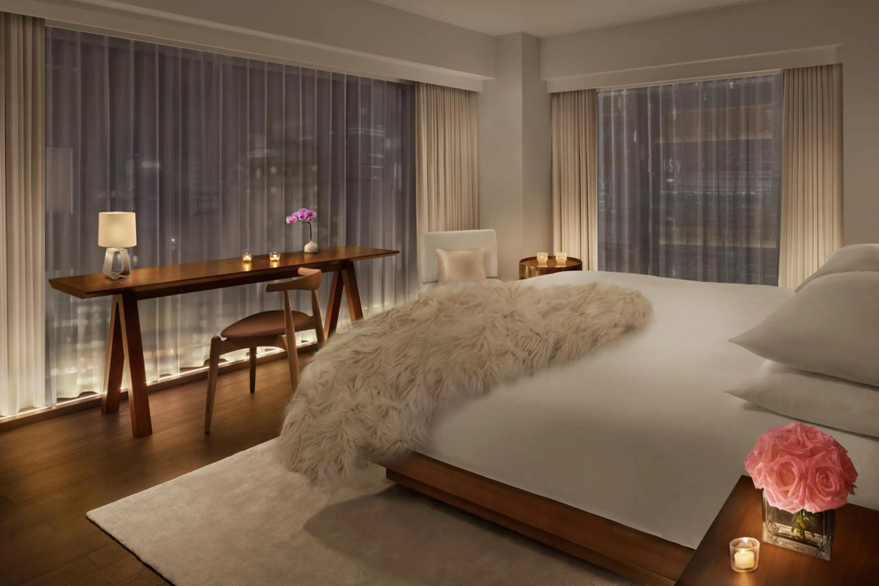 Photo of the whole room, Bed in The Tokyo EDITION, Ginza