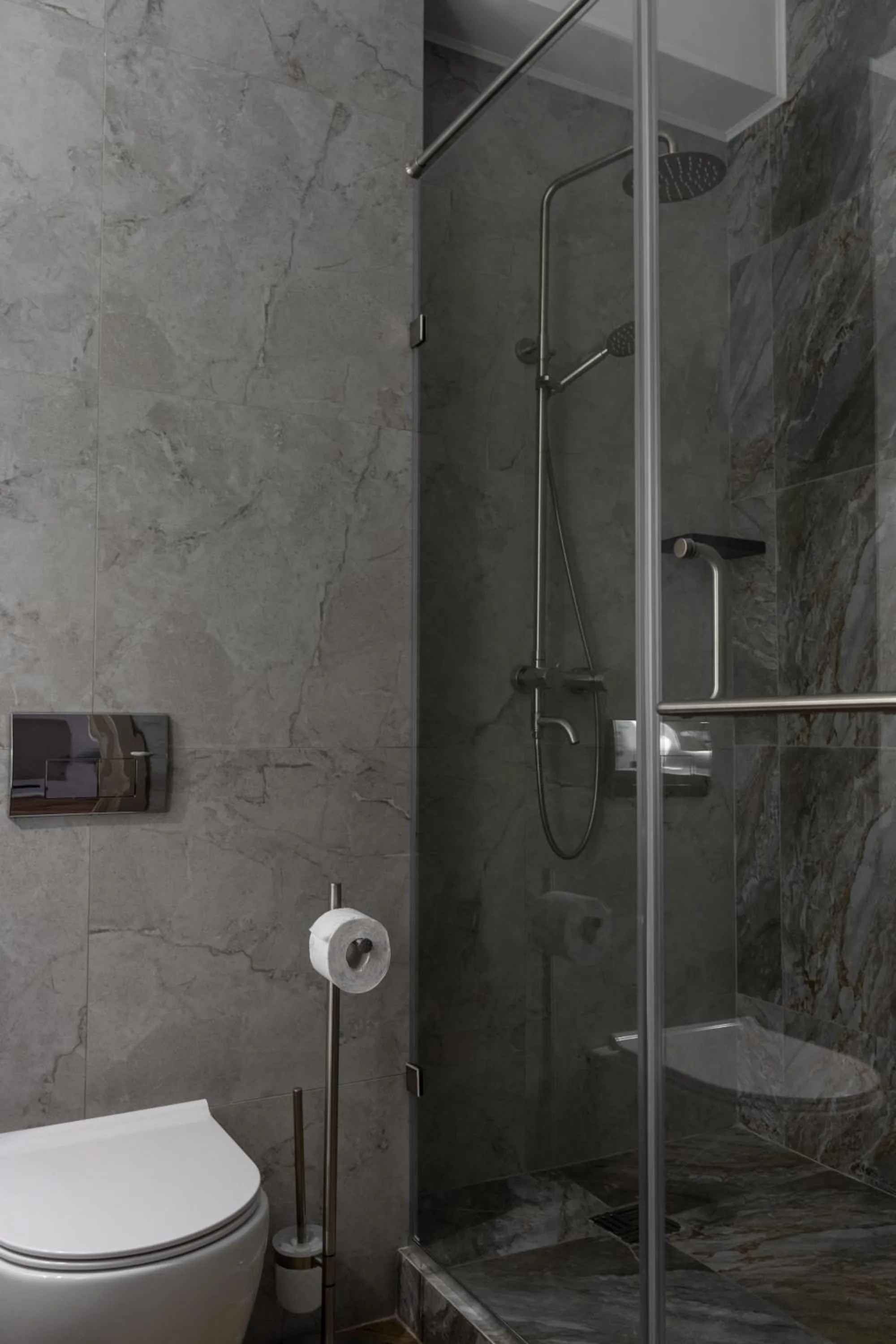 Shower in Five Hotel