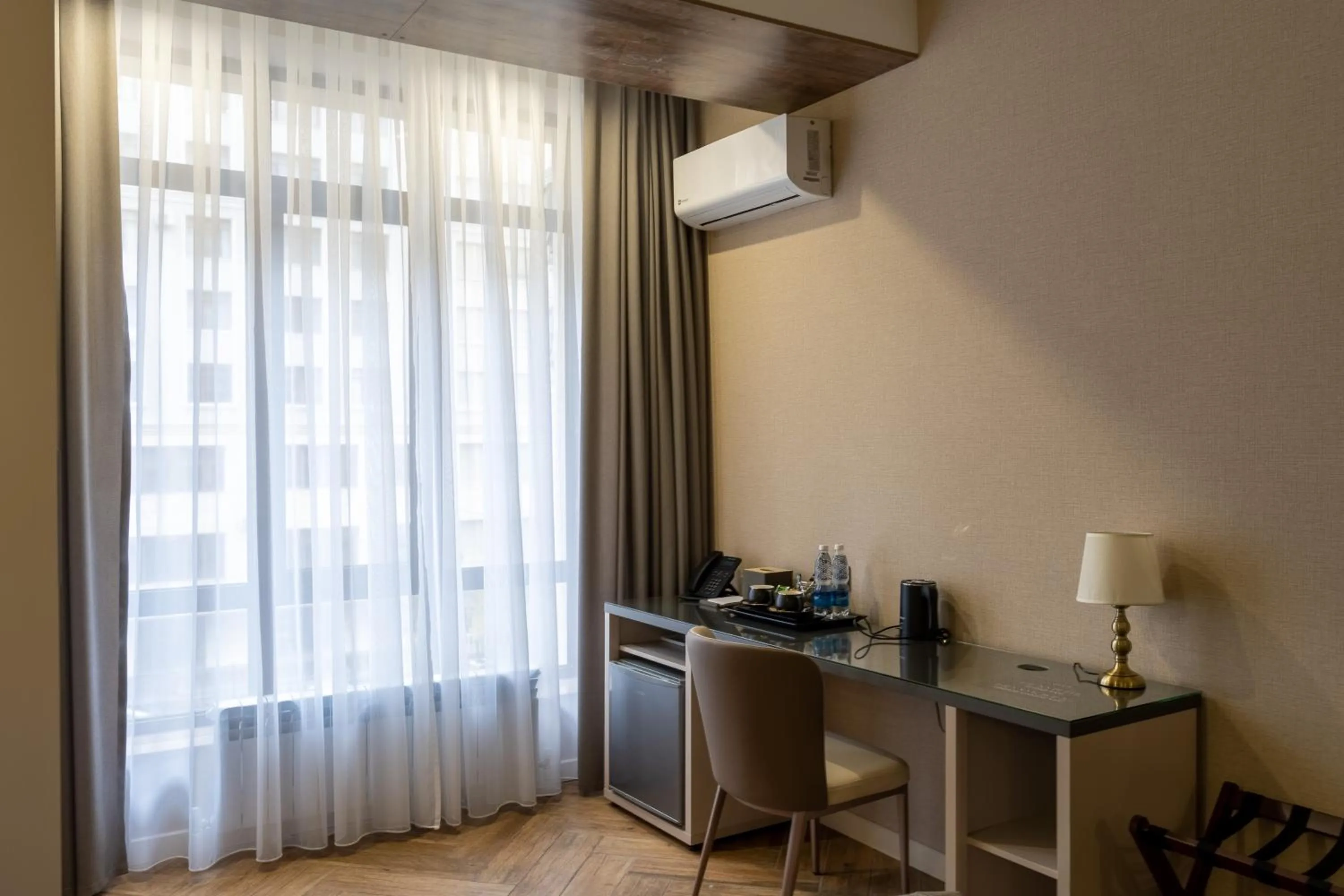 Coffee/tea facilities in Five Hotel