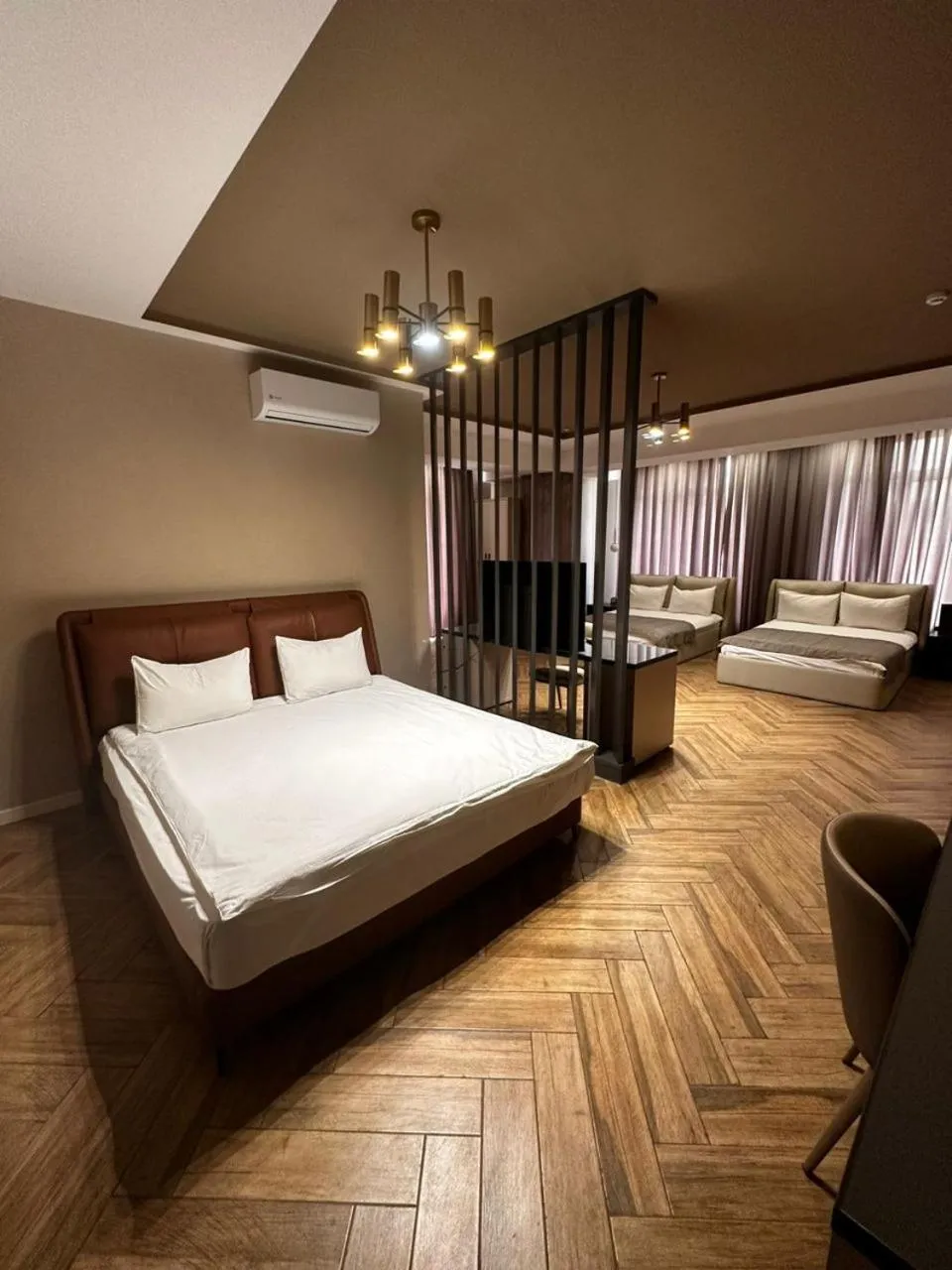 Bedroom, Bed in Five Hotel