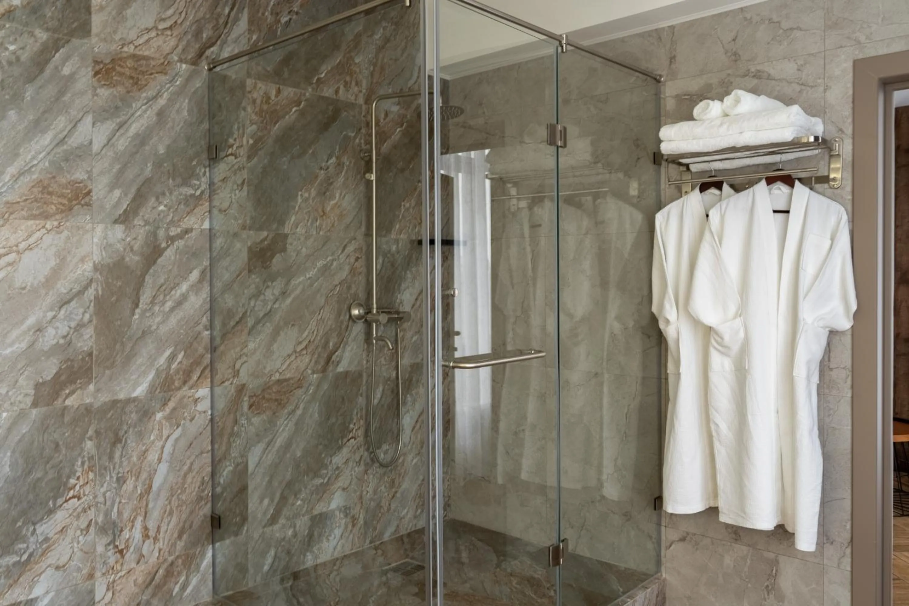 Shower in Five Hotel