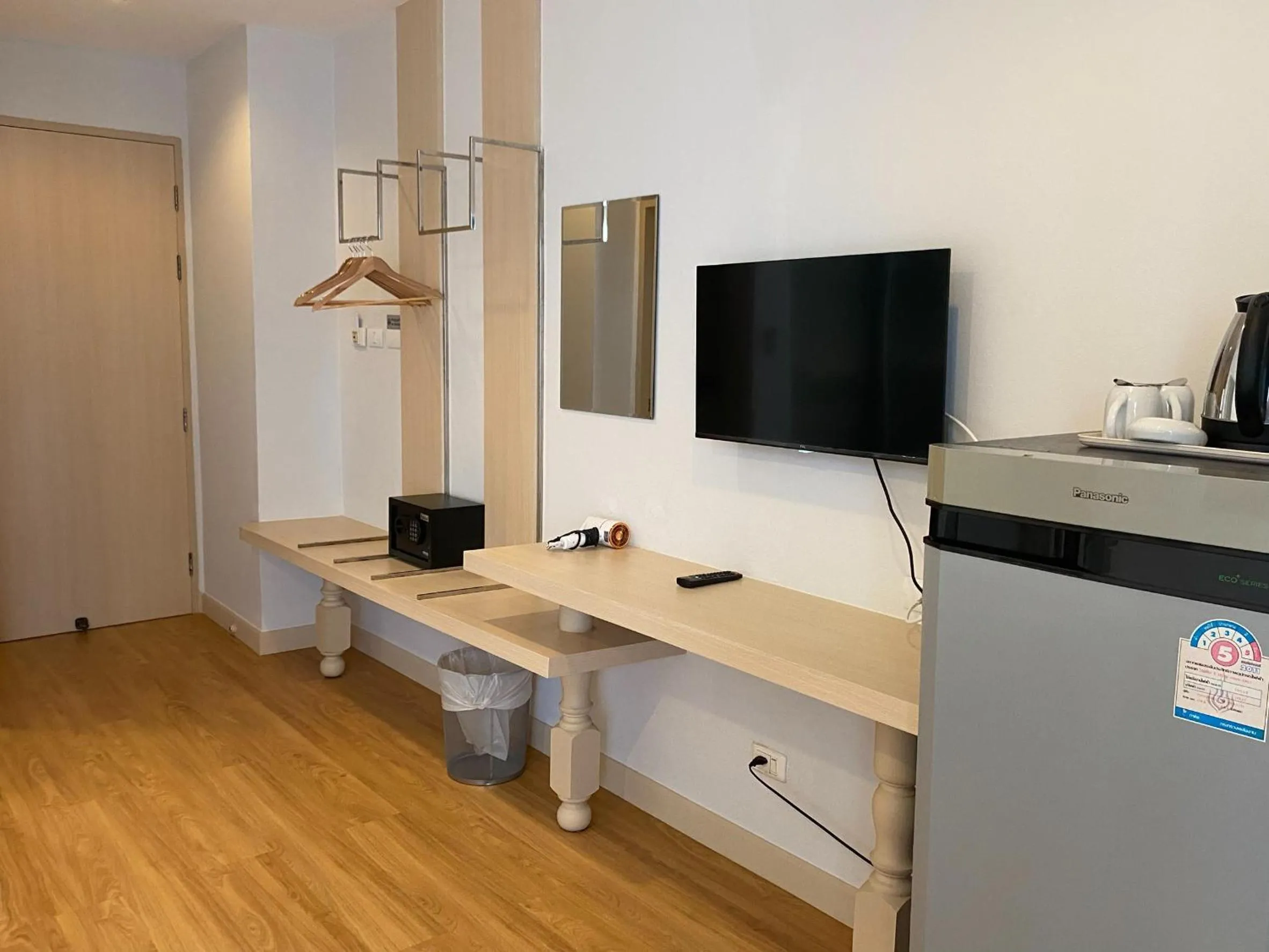 TV and multimedia in Di Yana Patong