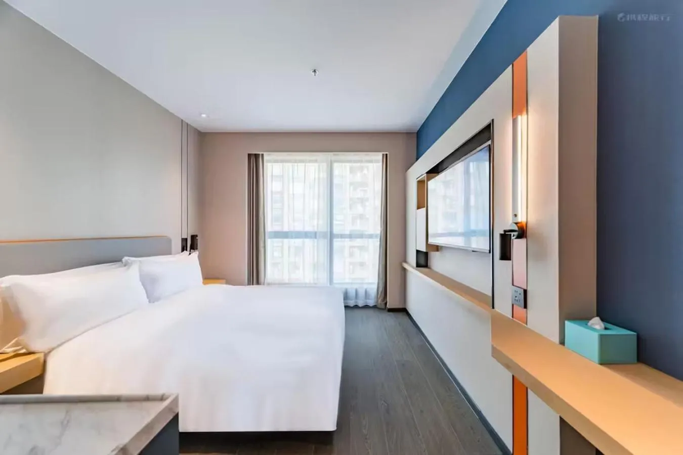 Photo of the whole room, Bed in Holiday Inn Express Hangzhou Qianjiang CenturyCity by IHG