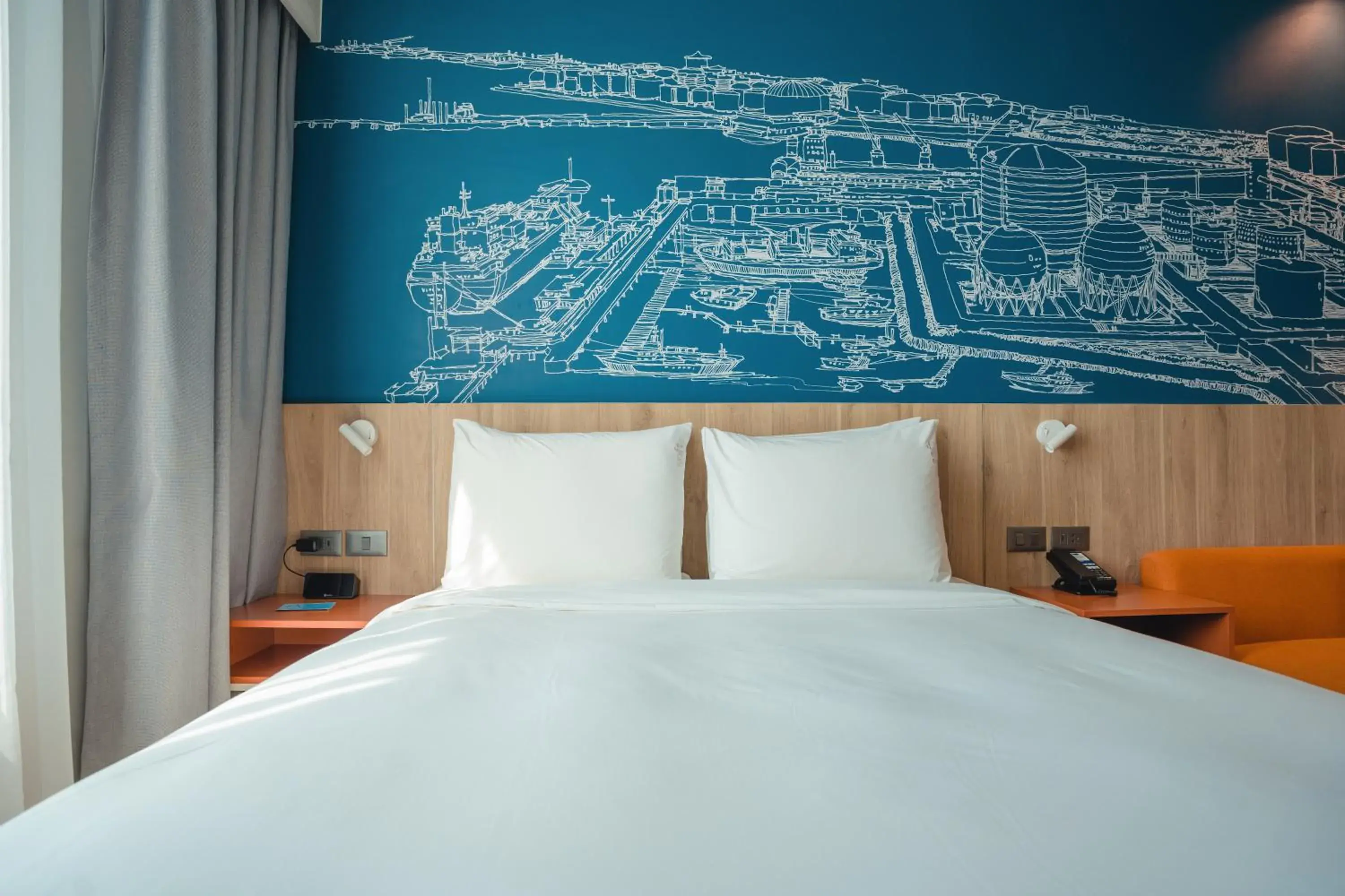 Standard Room with Free Breakfast - single occupancy in Holiday Inn Express Rayong Standard Room with Free Breakfast - single occupancy in Holiday Inn Express Rayong