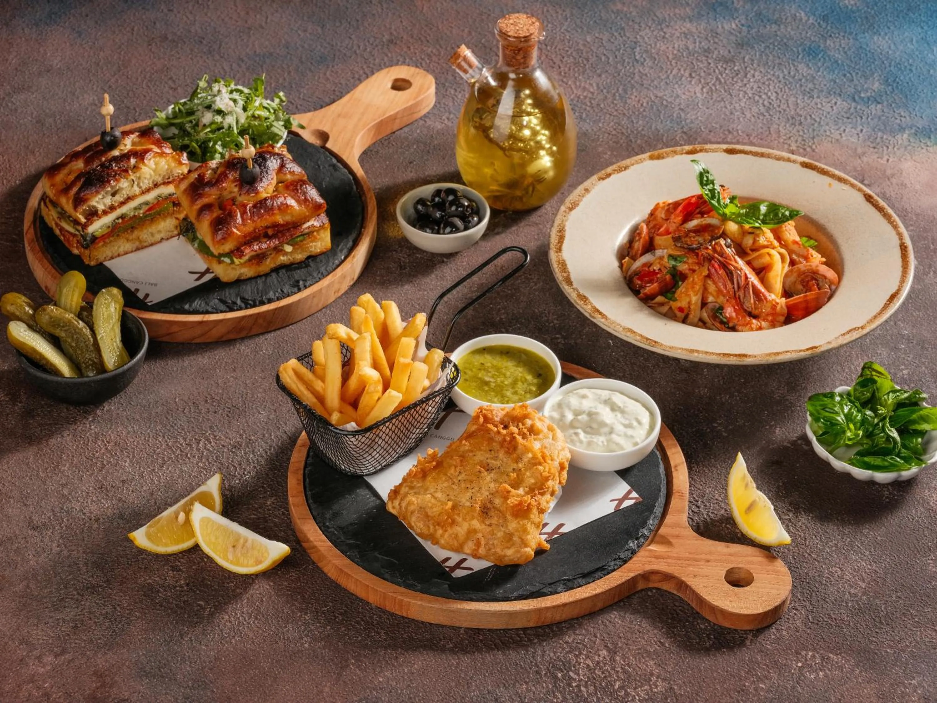 Food and drinks in Holiday Inn Resort Bali Canggu by IHG