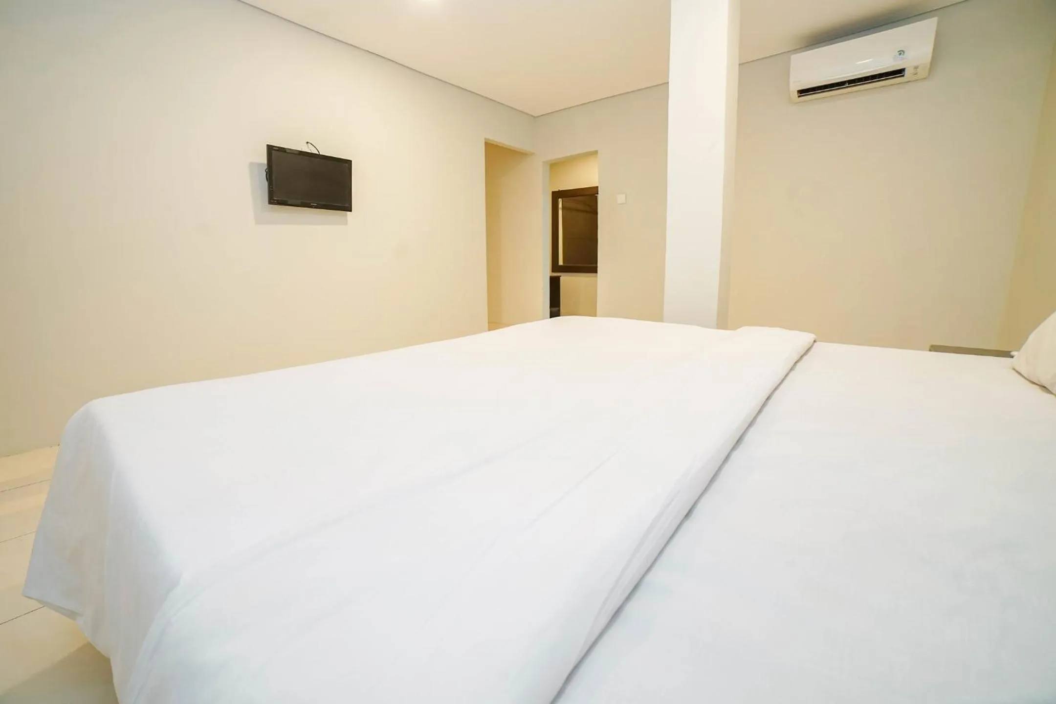 Bed in Hotel Kalisma by Alia