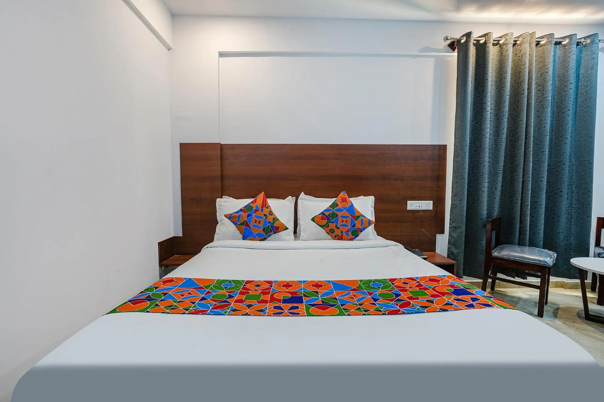 Bed in FabHotel Tree Suites - Nr Reva University