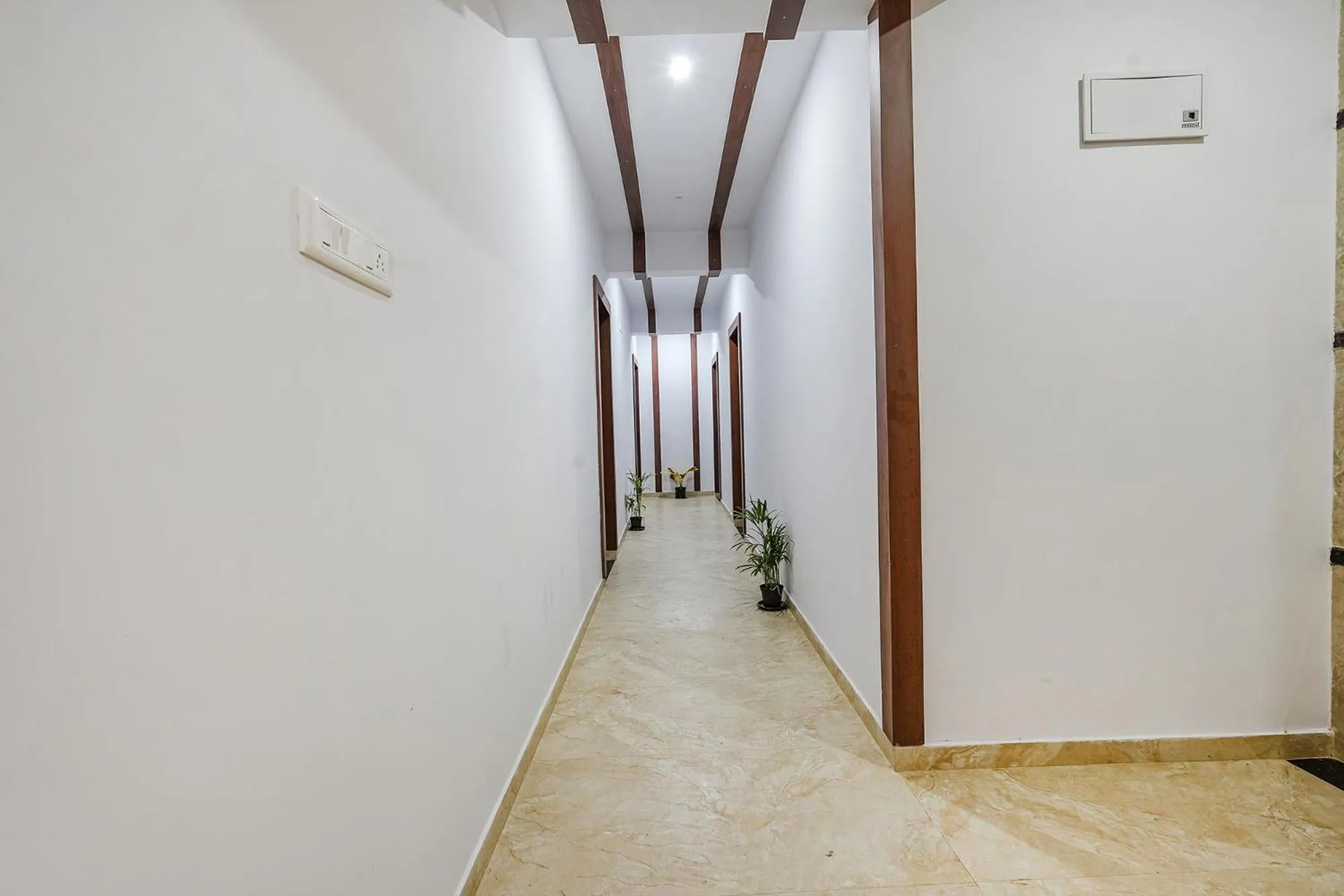 Lobby or reception in FabHotel Tree Suites - Nr Reva University