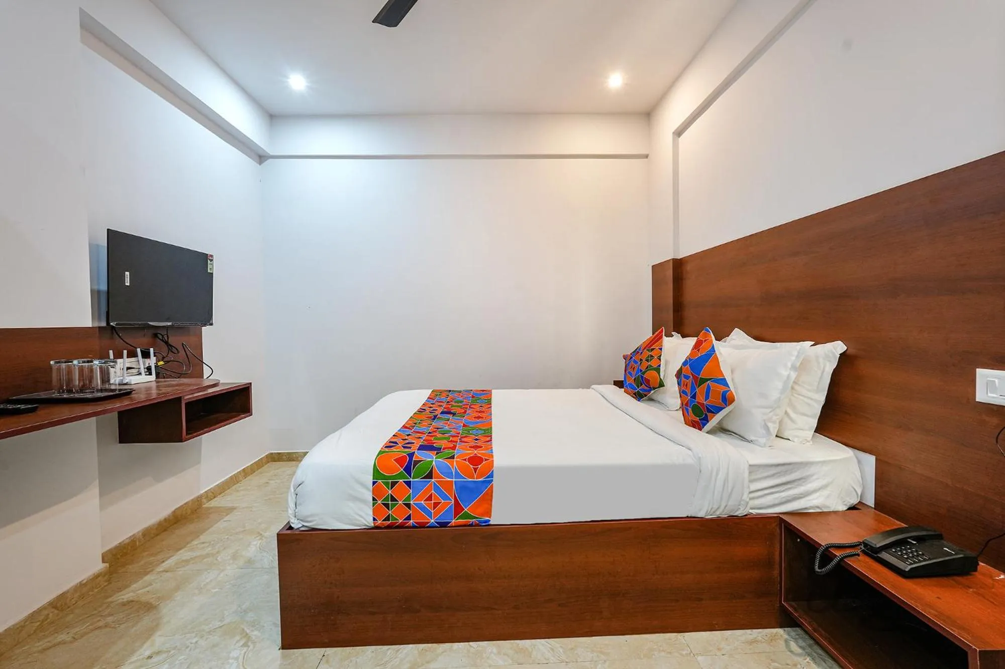 Bed in FabHotel Tree Suites - Nr Reva University