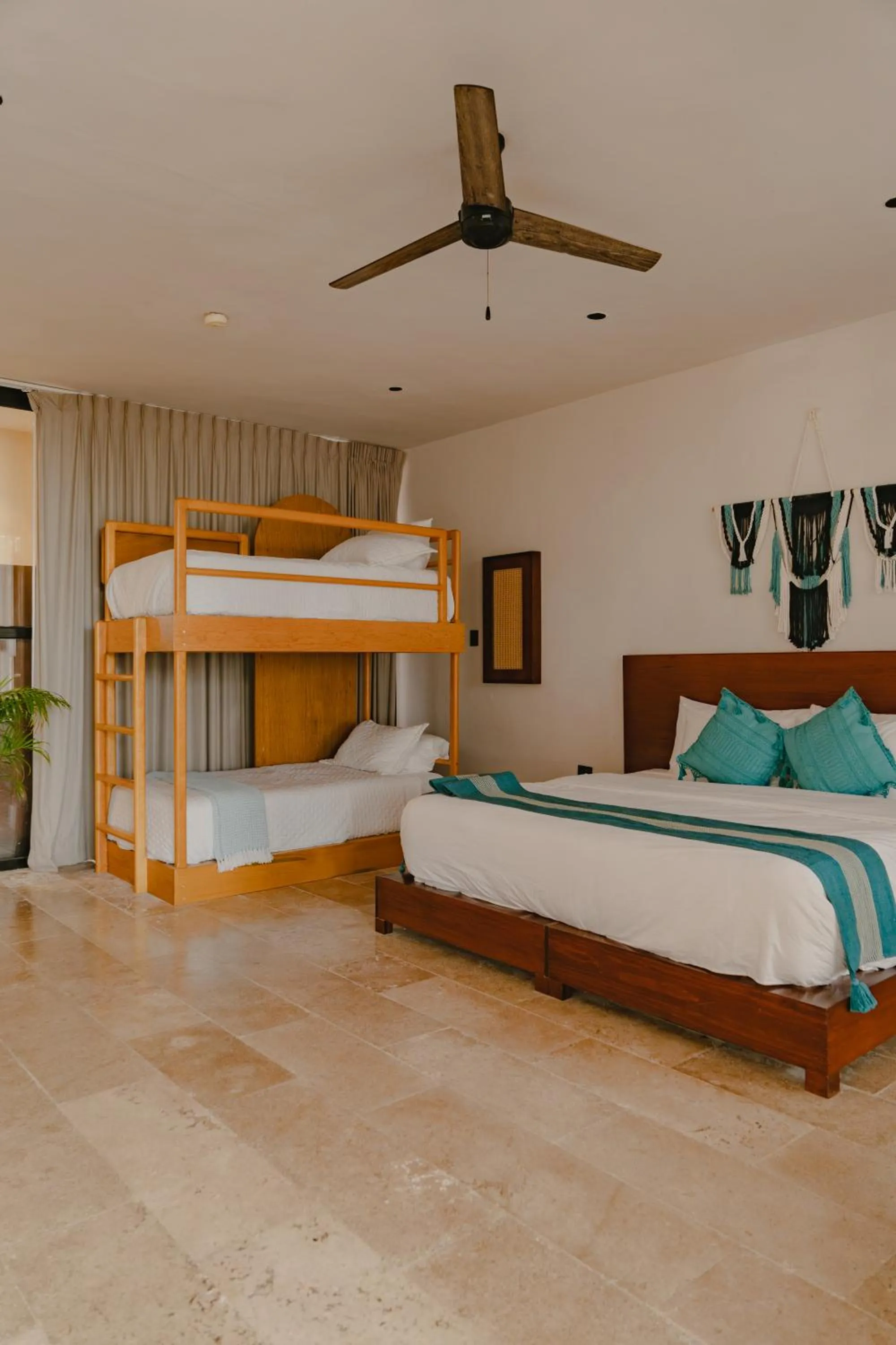 Property building, Bed in Totem Beach Club - Celestun