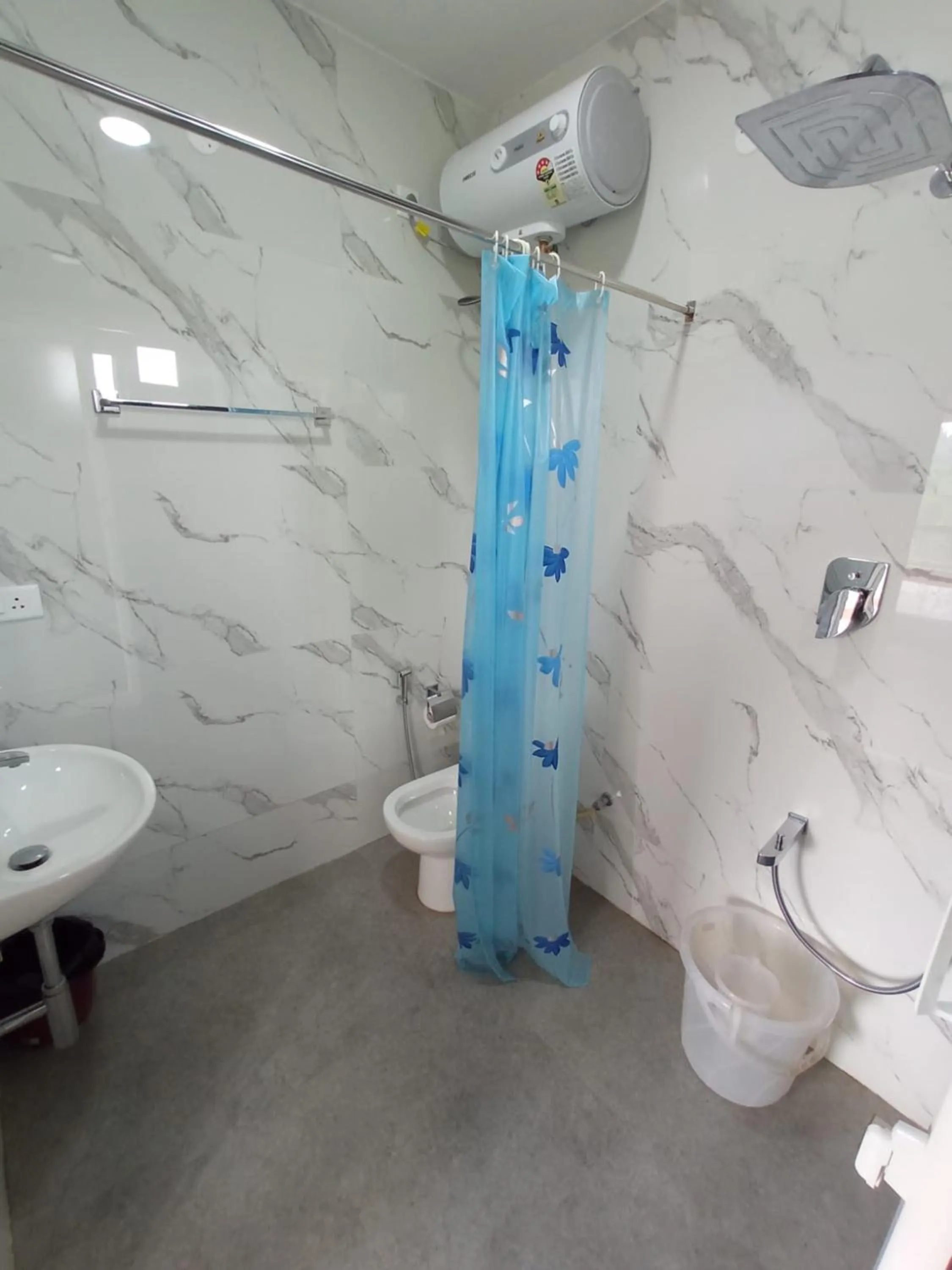 Shower in Moonlight Chillers By LexStays