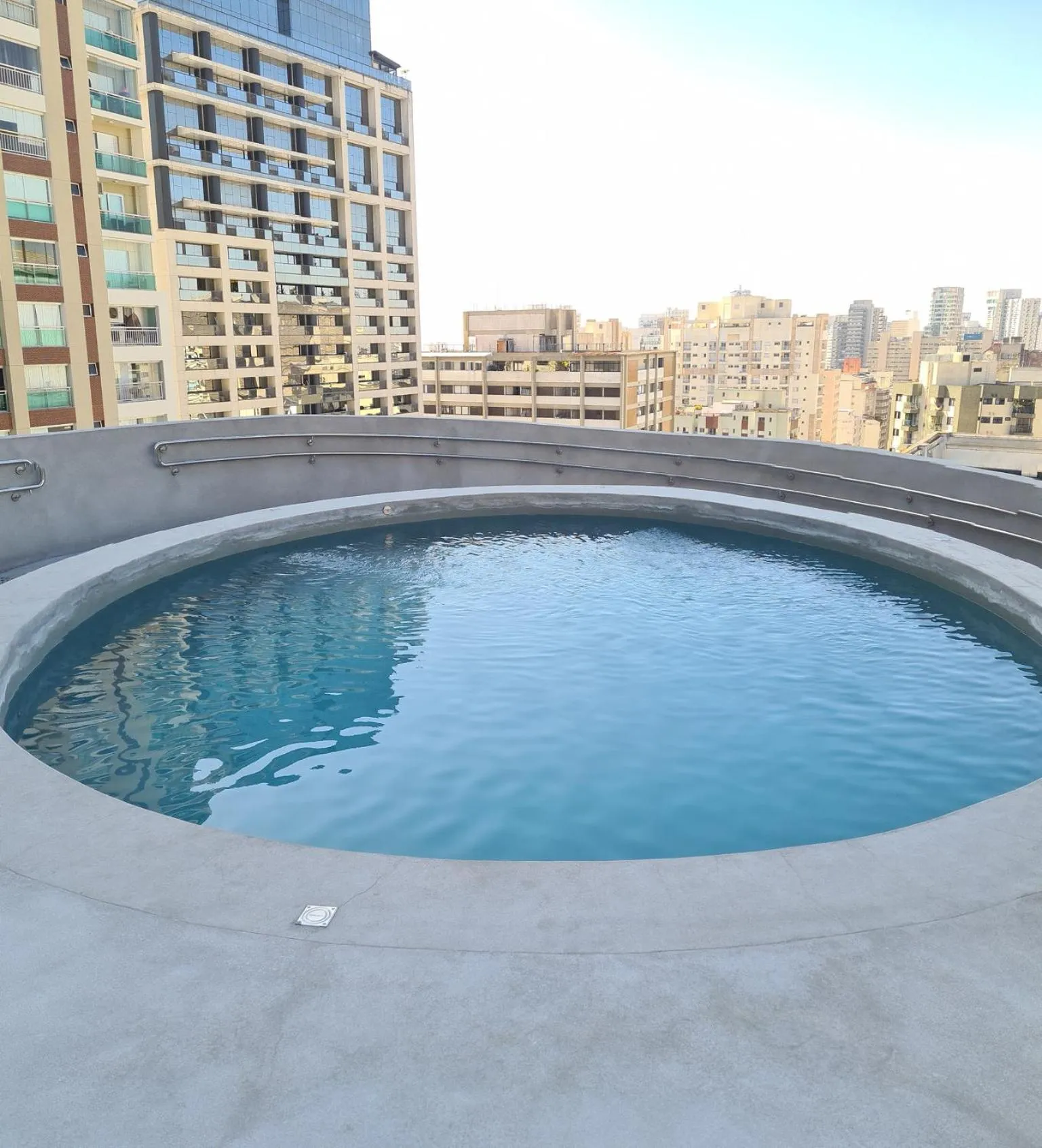 Swimming pool in VN Frei Caneca