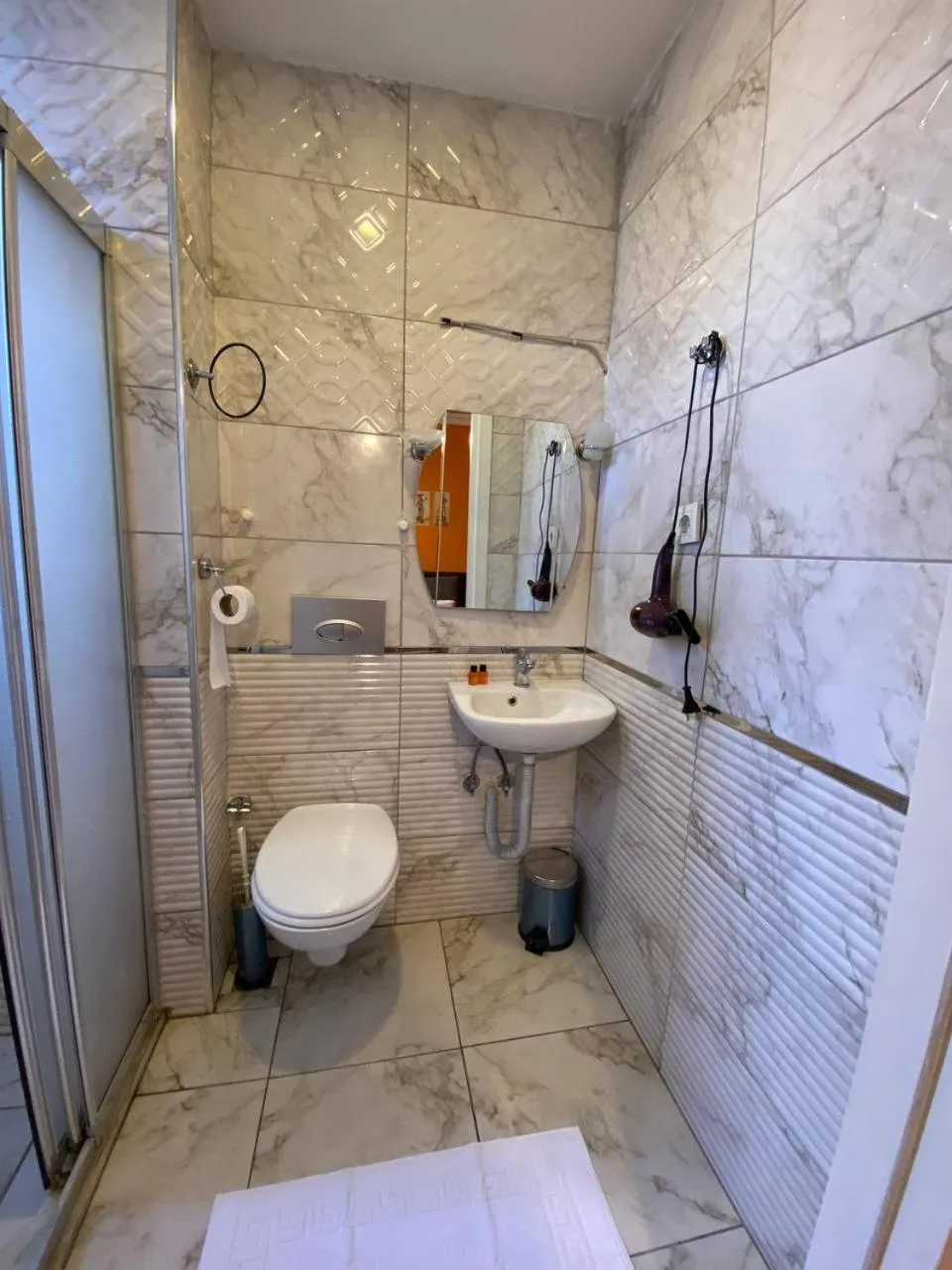 Shower in Taksim Pandora hotel