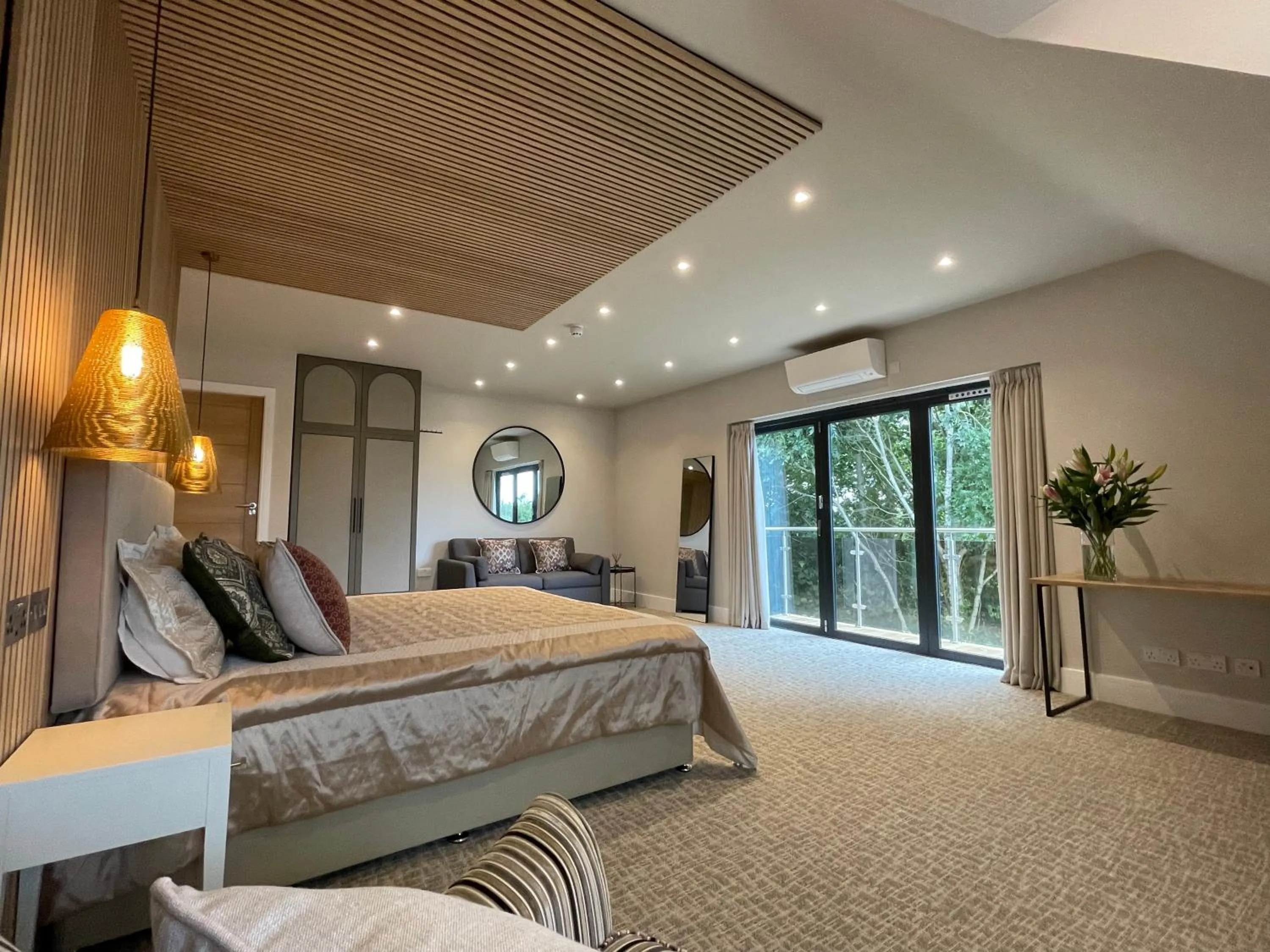 Photo of the whole room, Bed in The Boutique Hotel