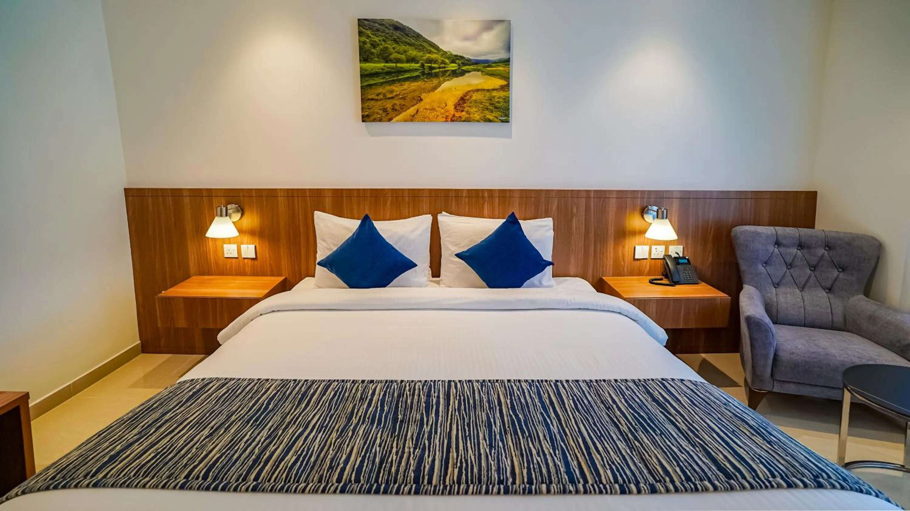 Bedroom, Bed in Duqm Express Hotel