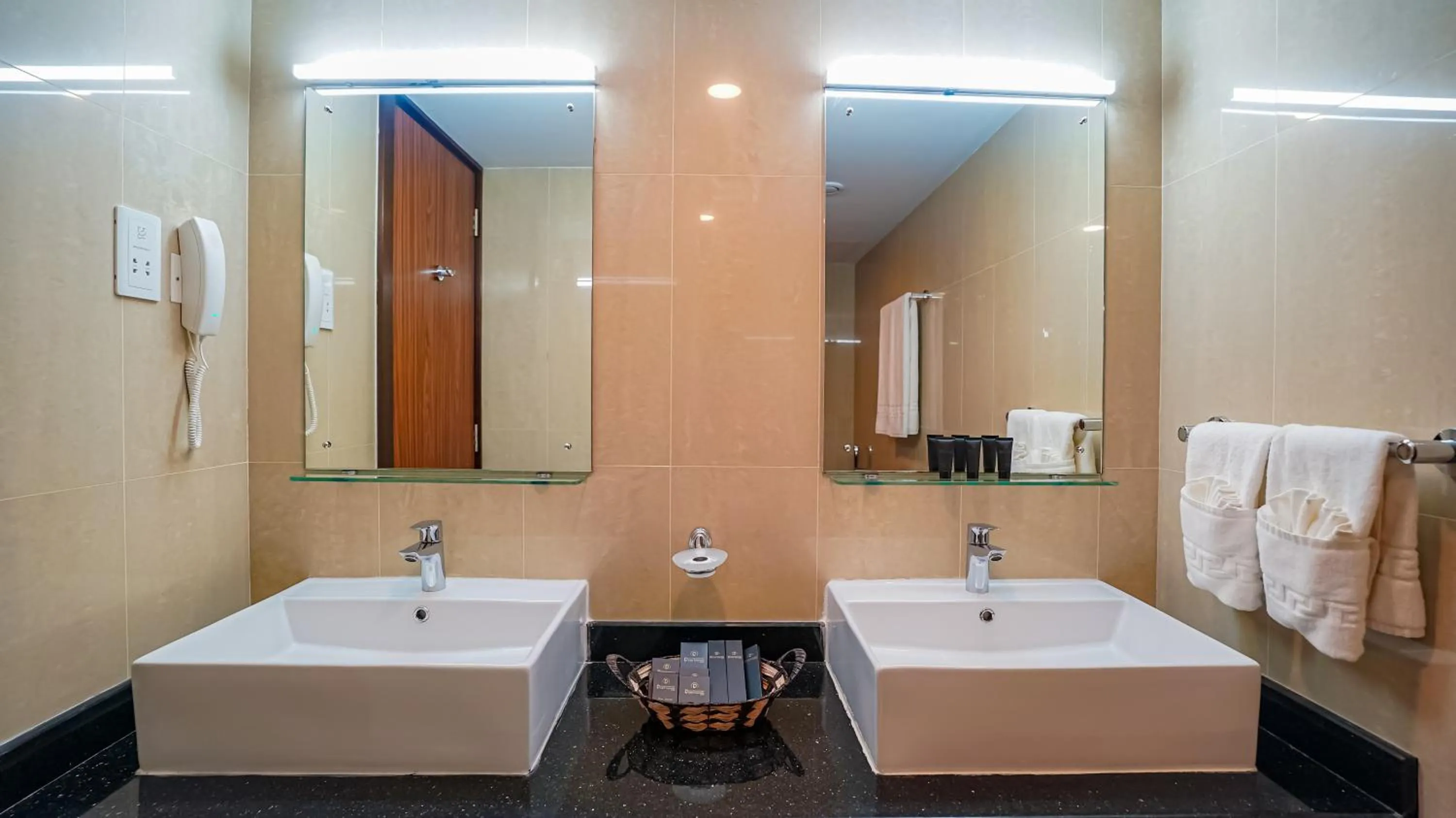 Bathroom in Duqm Express Hotel