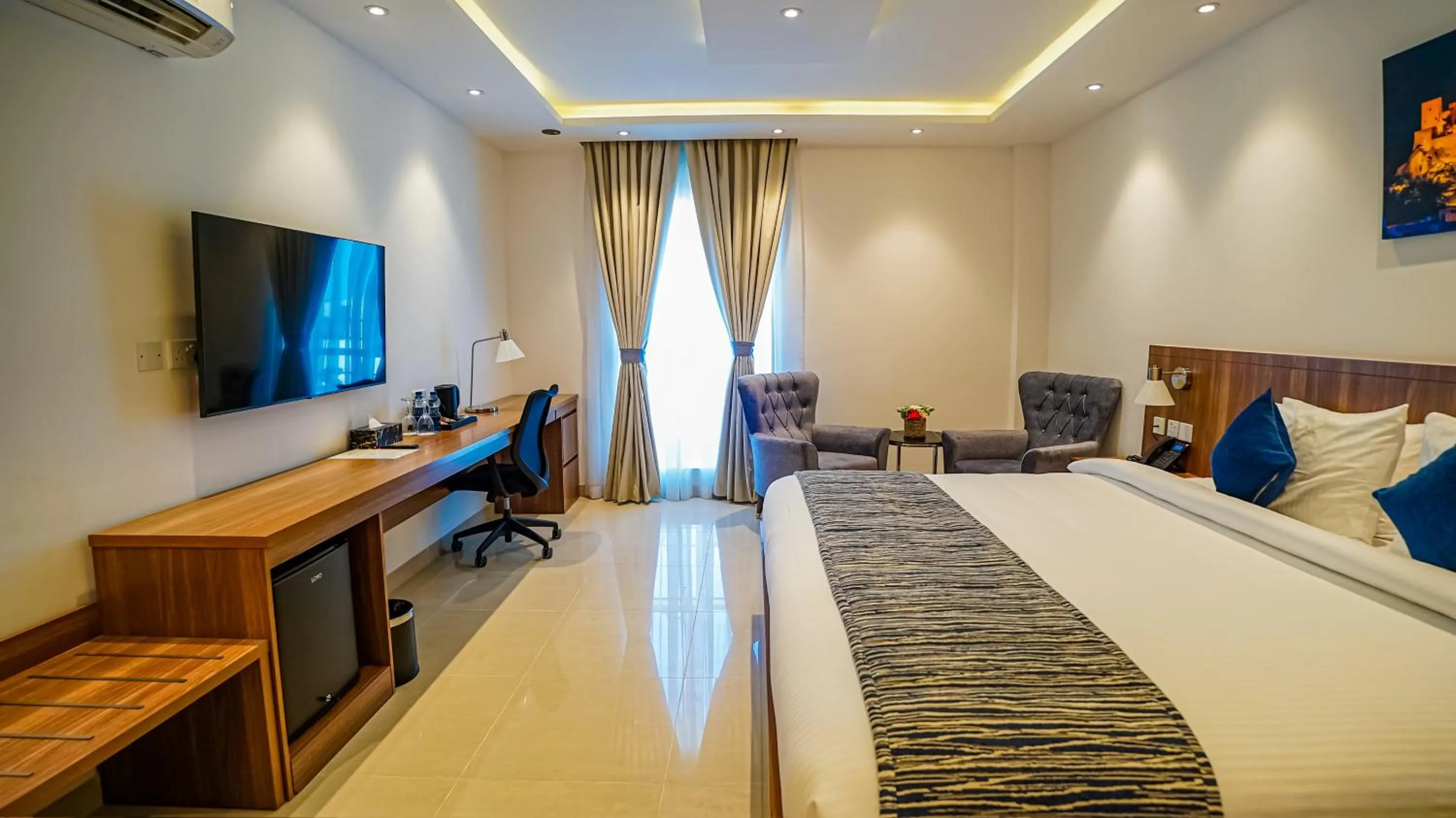 Bedroom, Bed in Duqm Express Hotel