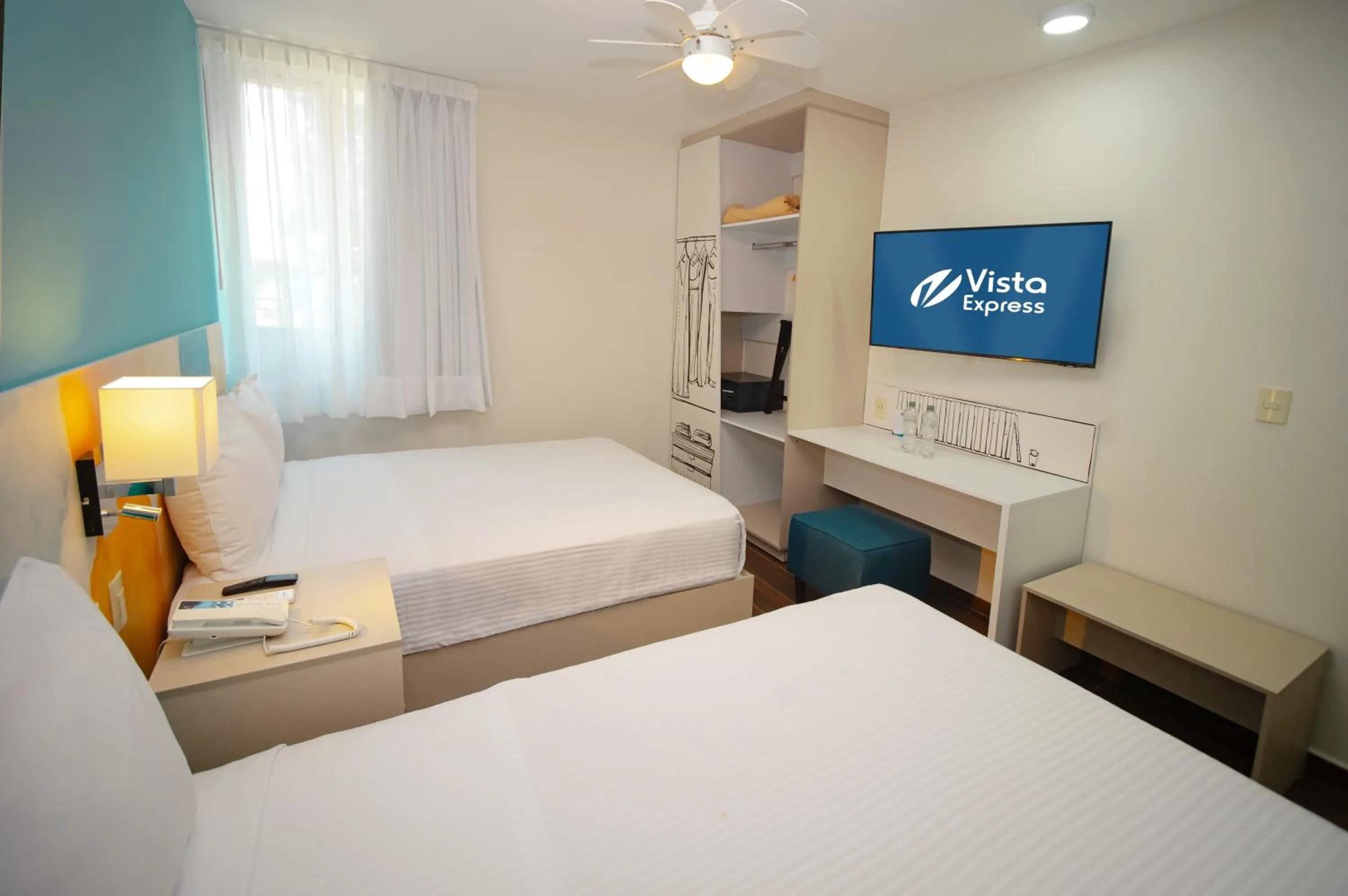 Bed in Suites Futura Plaza del Sol Guadalajara