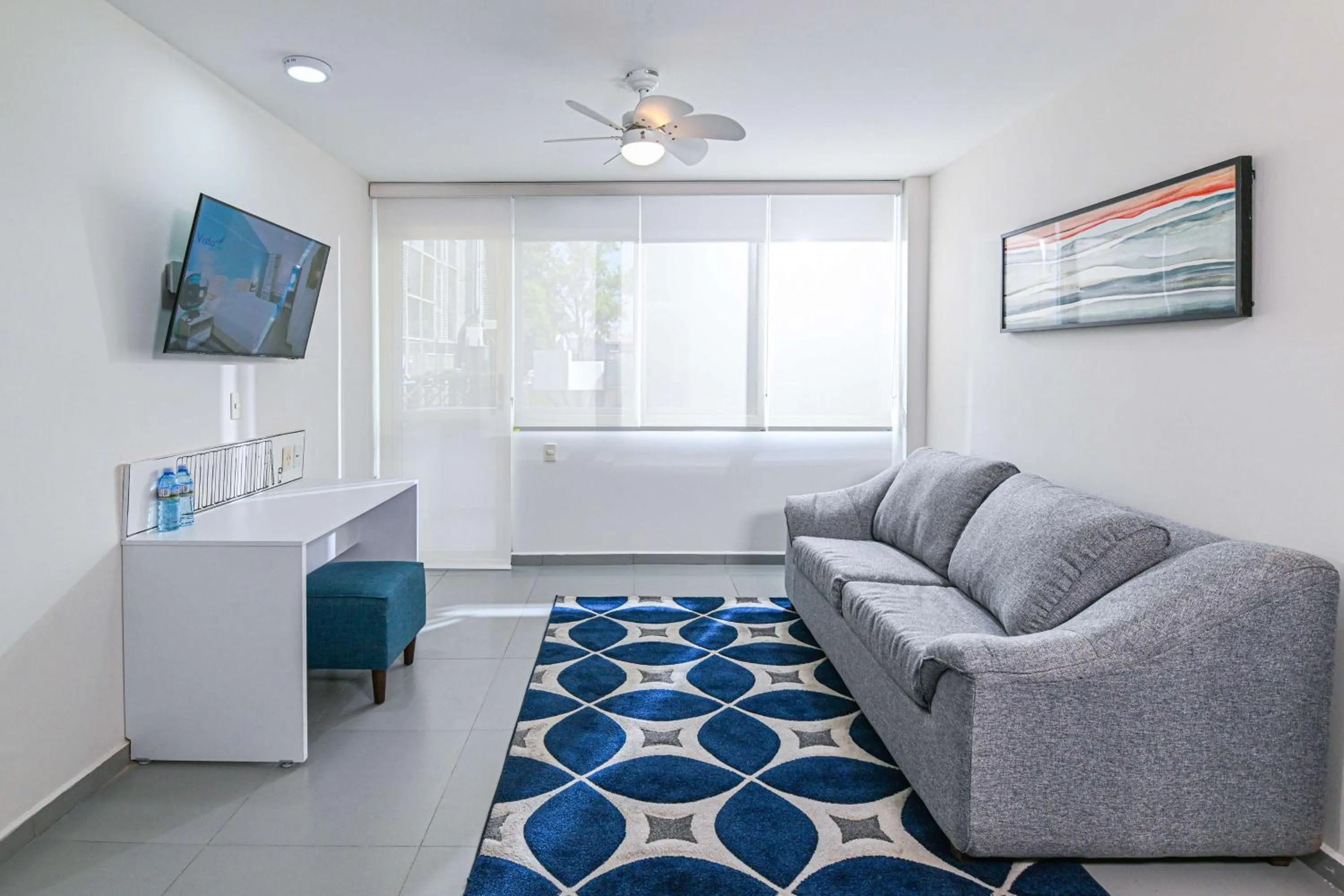 Photo of the whole room in Vista Express Guadalajara Expo SureStay Collection by BW