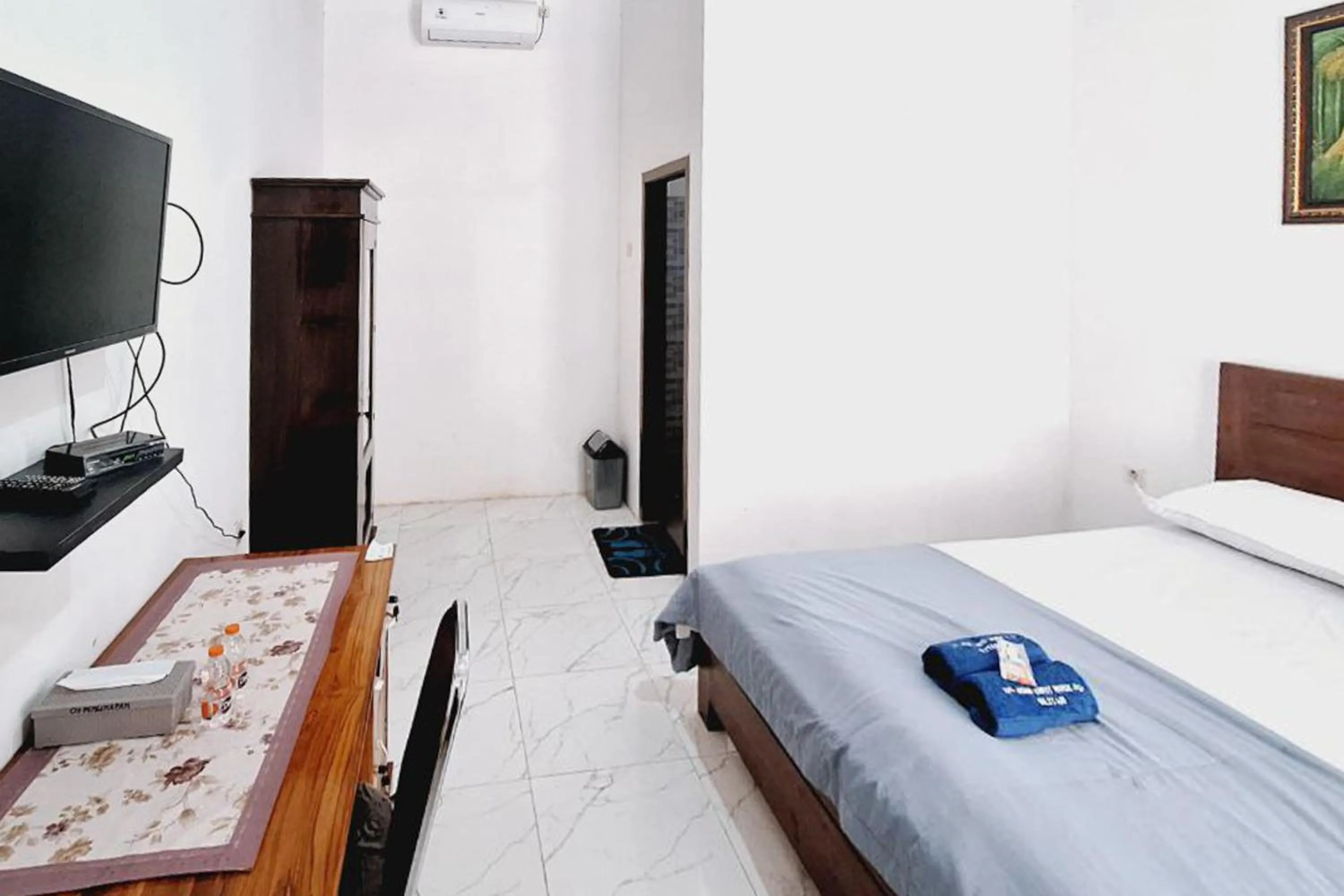 Bedroom, Bed in Ayani Guest House RedPartner