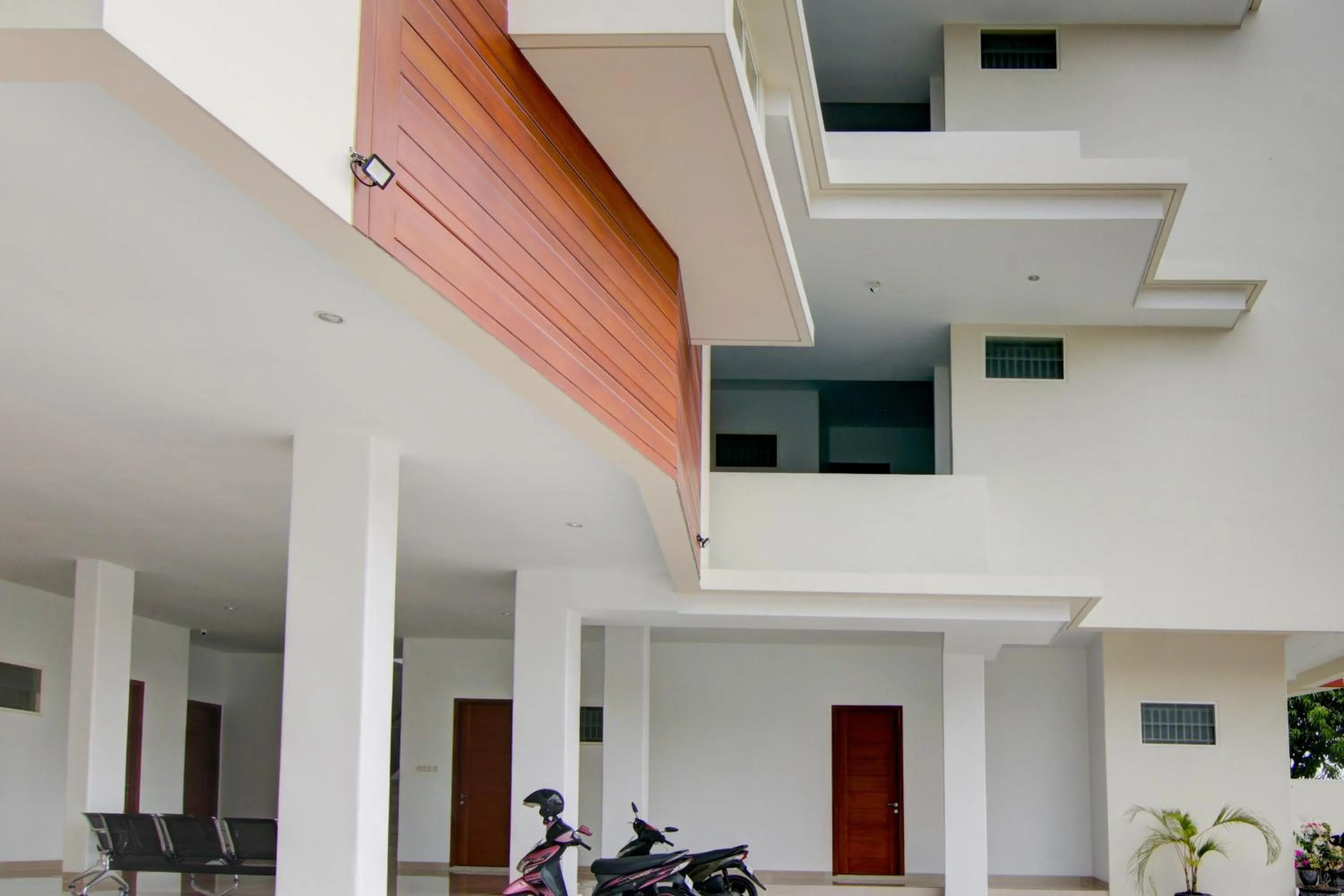 Lobby or reception in Hotel O Sartika Gh Syariah