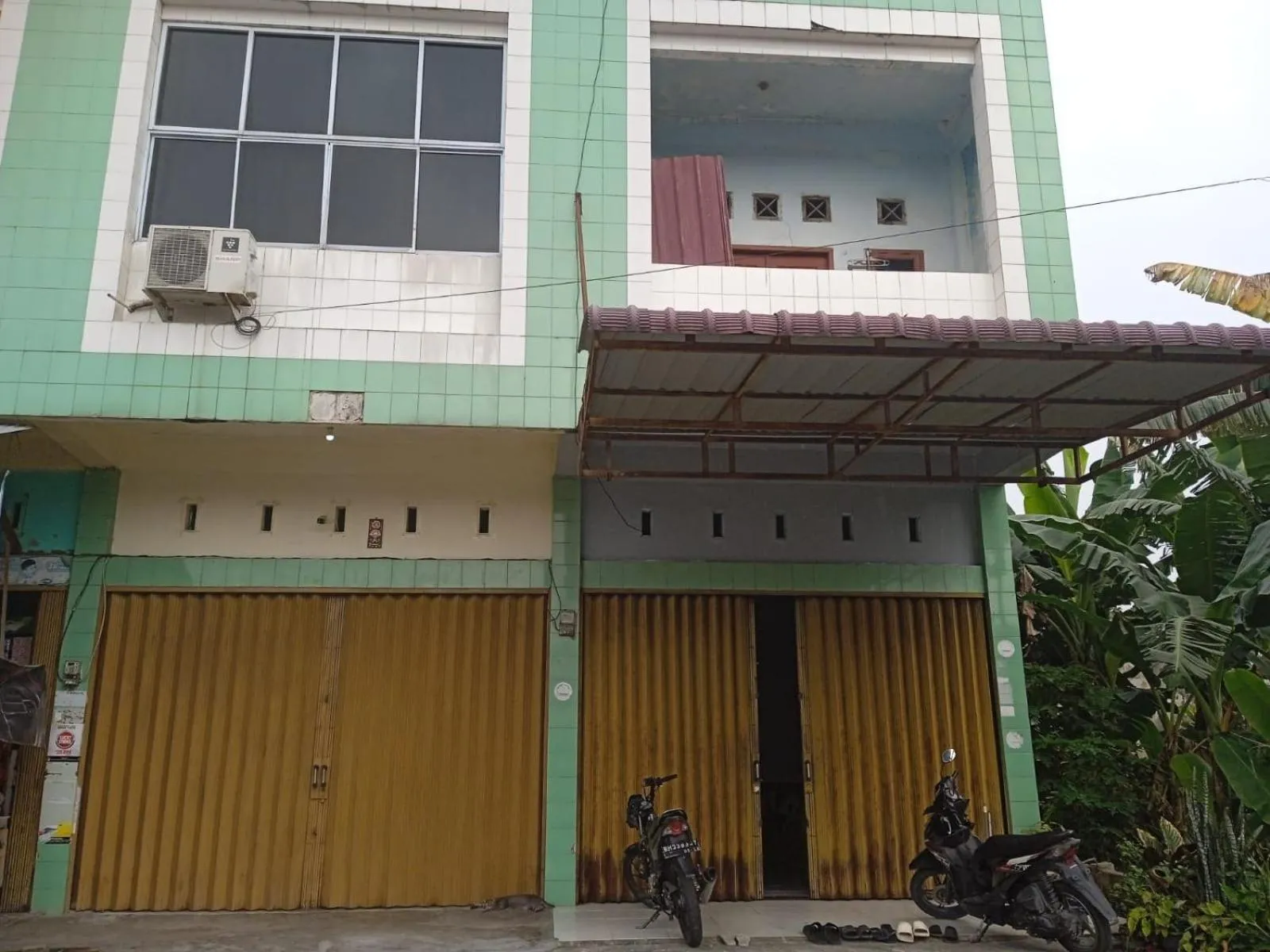 Facade/entrance in Hotel O Andesta Guest House SyariahNearAgrowisata Sungai Pinang Agro Nadin