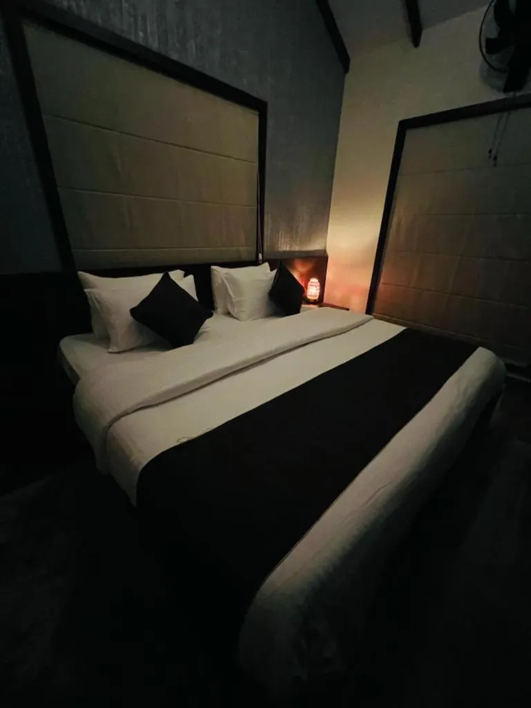 Bed in Pabis luxurious stay