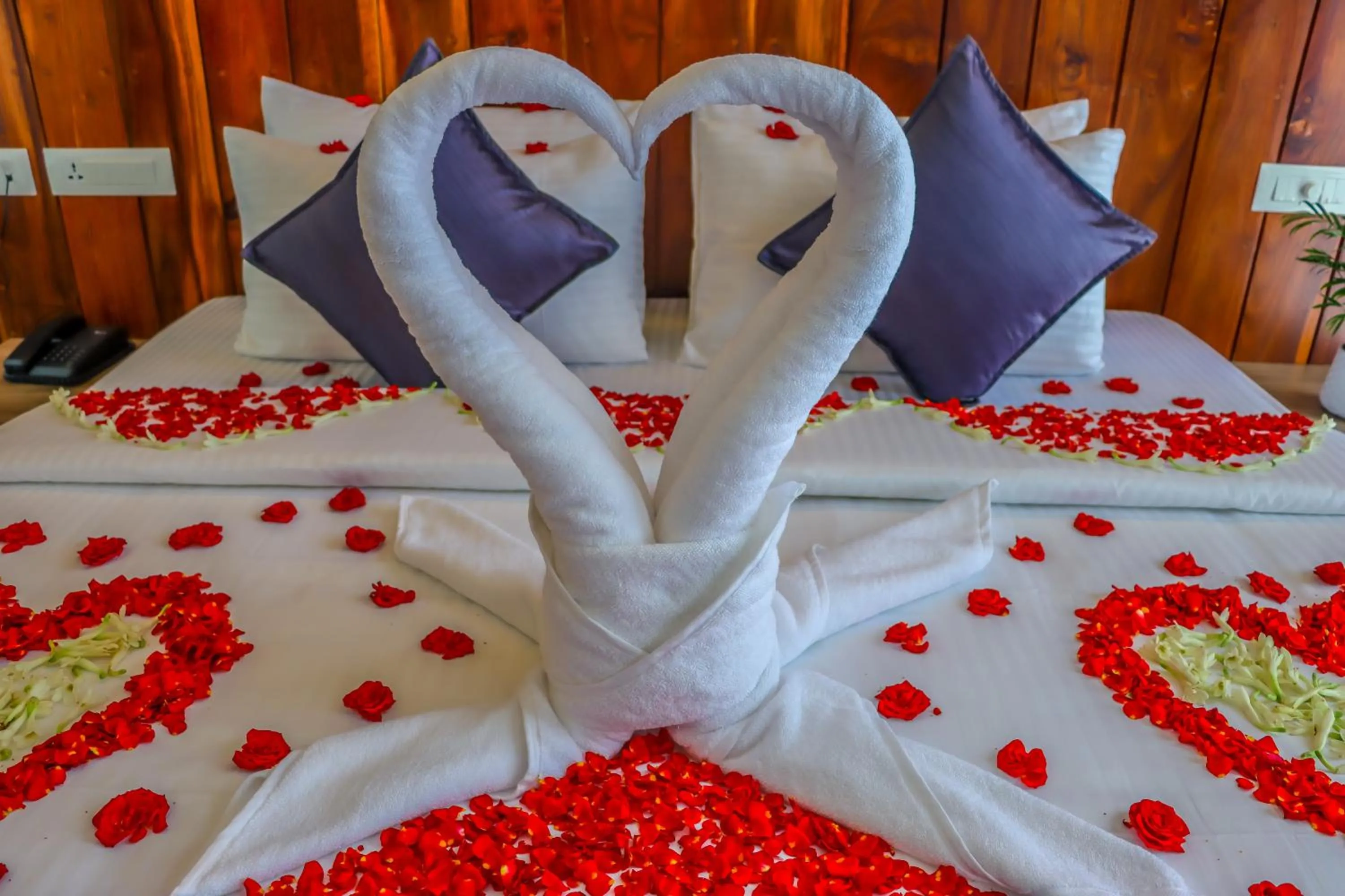 Bed in Winter Note Resorts