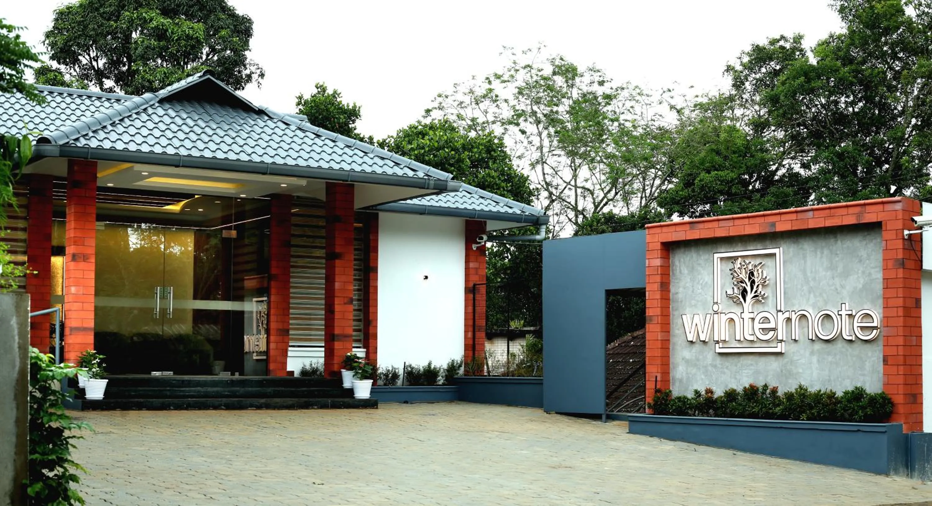 Property building in Winter Note Resorts