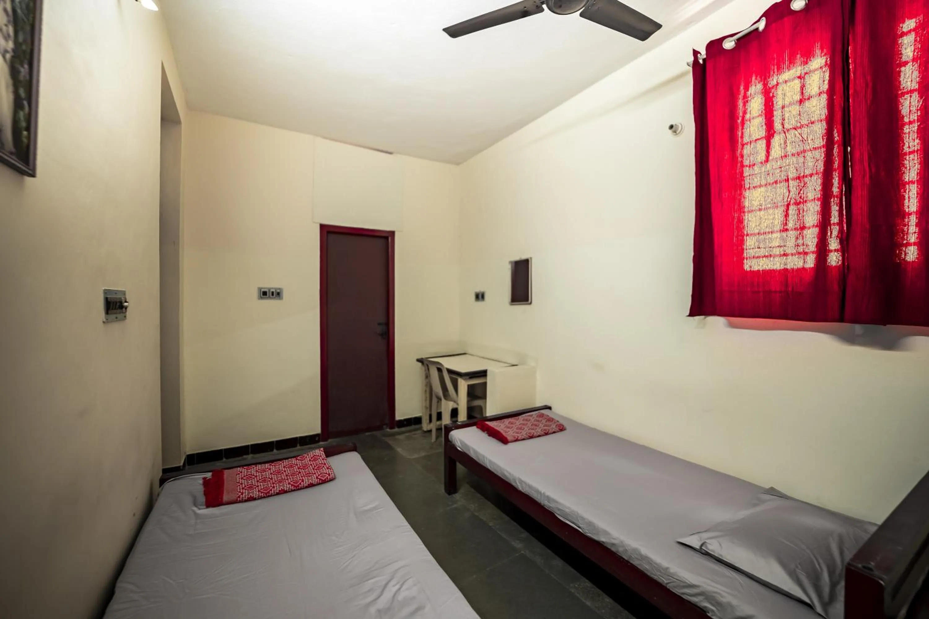 Bed in Sacar Guest House