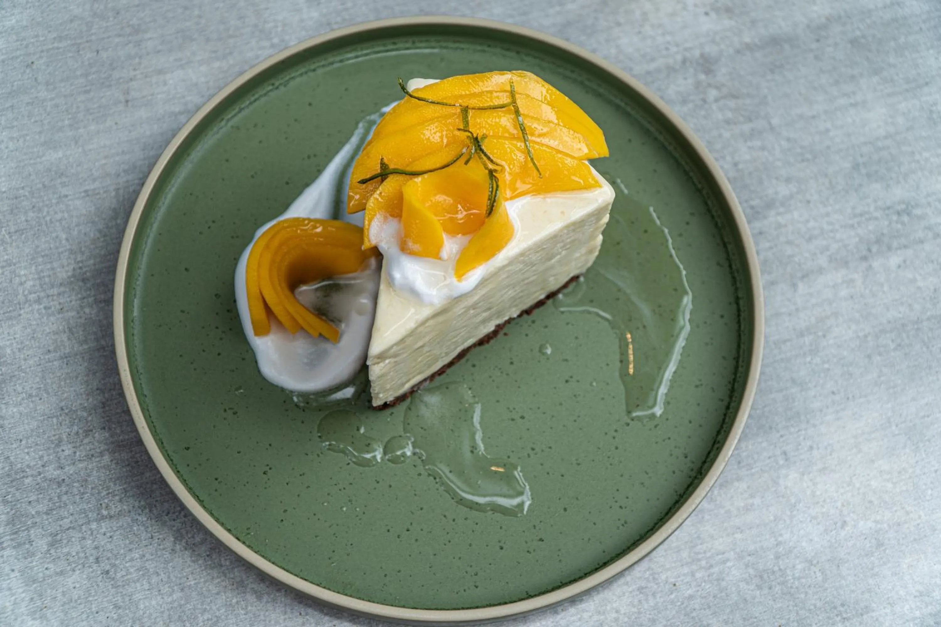 The Funny Lion - Puerto Princesa