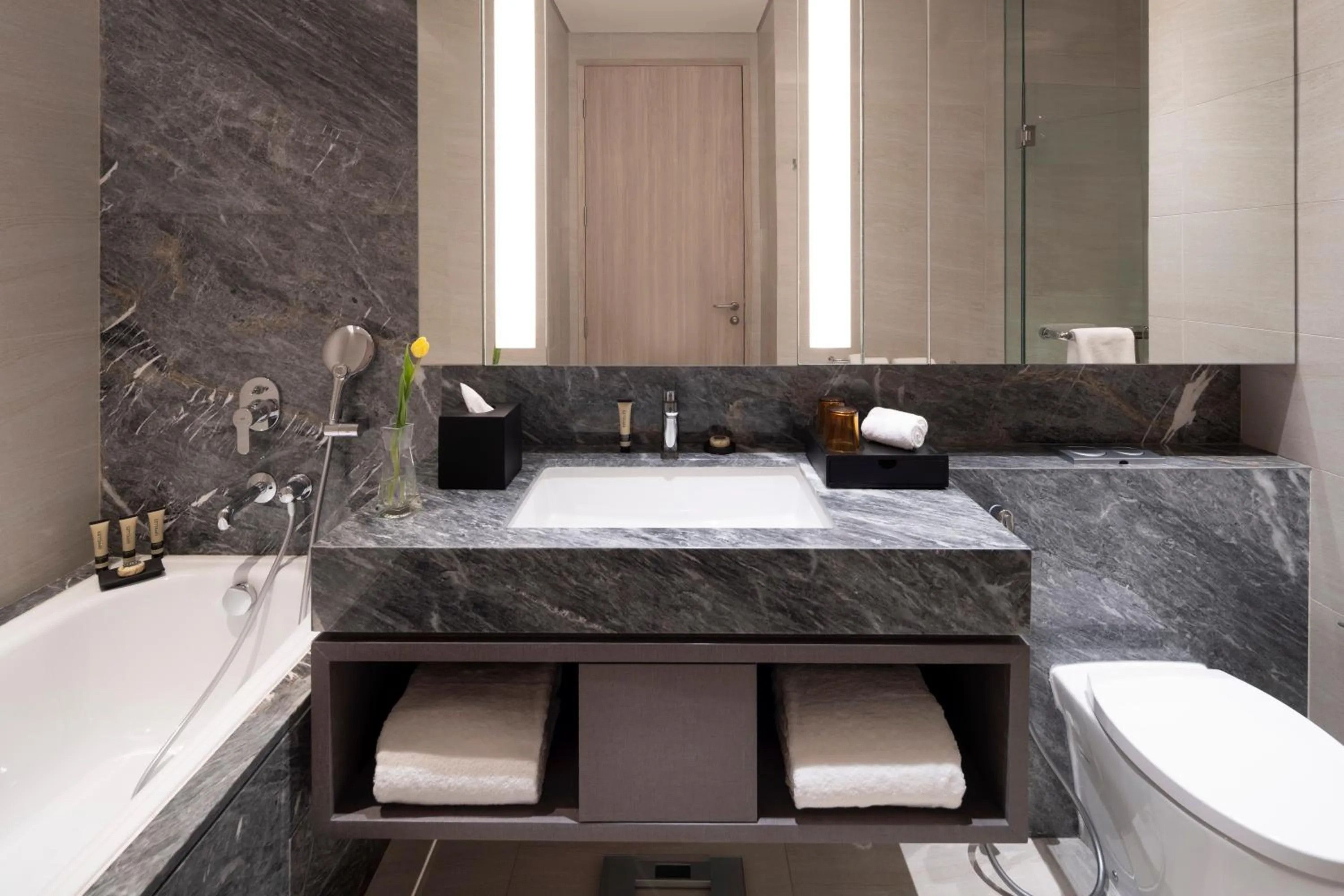 Toilet in PARKROYAL Serviced Suites Jakarta