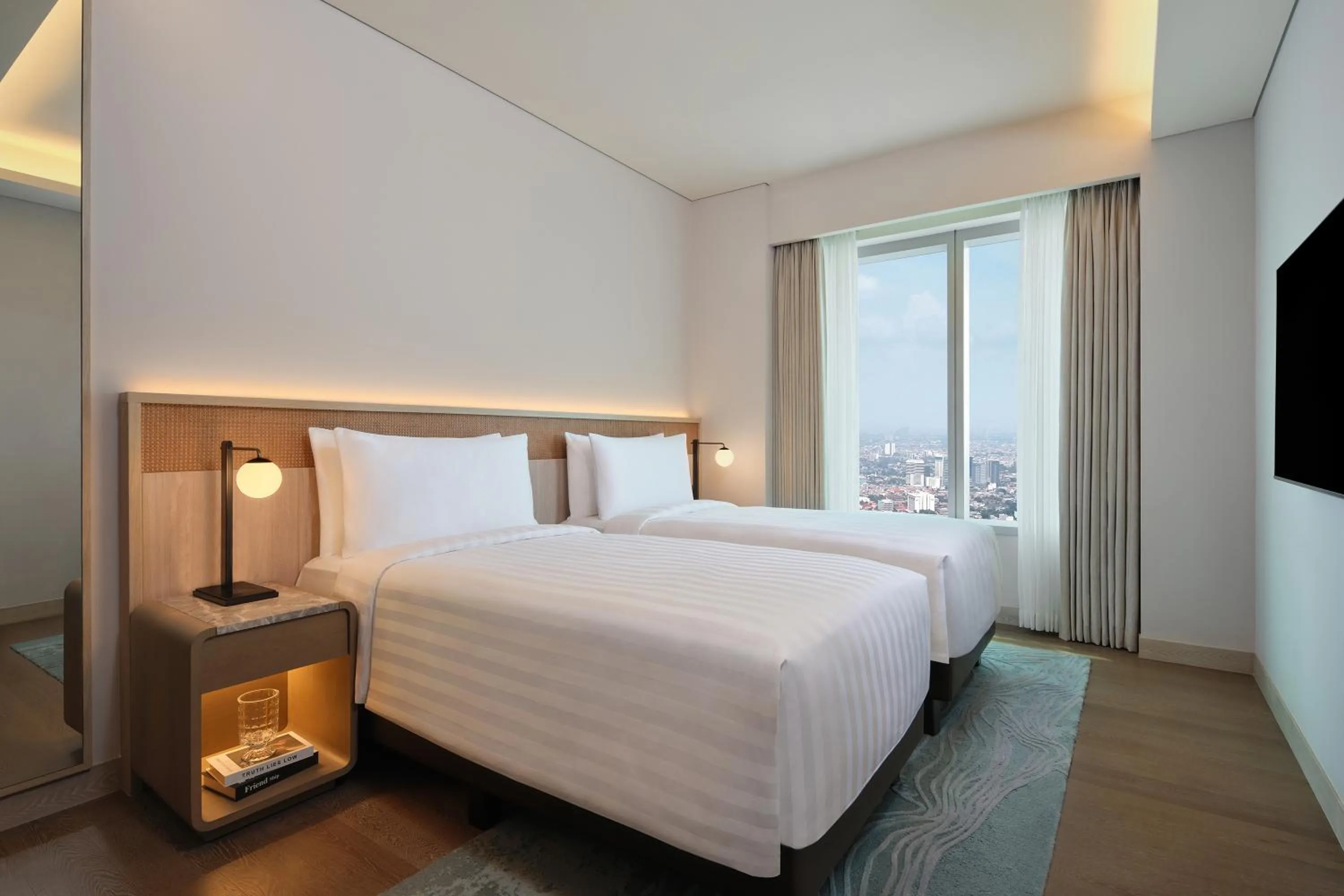 Bedroom, Bed in PARKROYAL Serviced Suites Jakarta