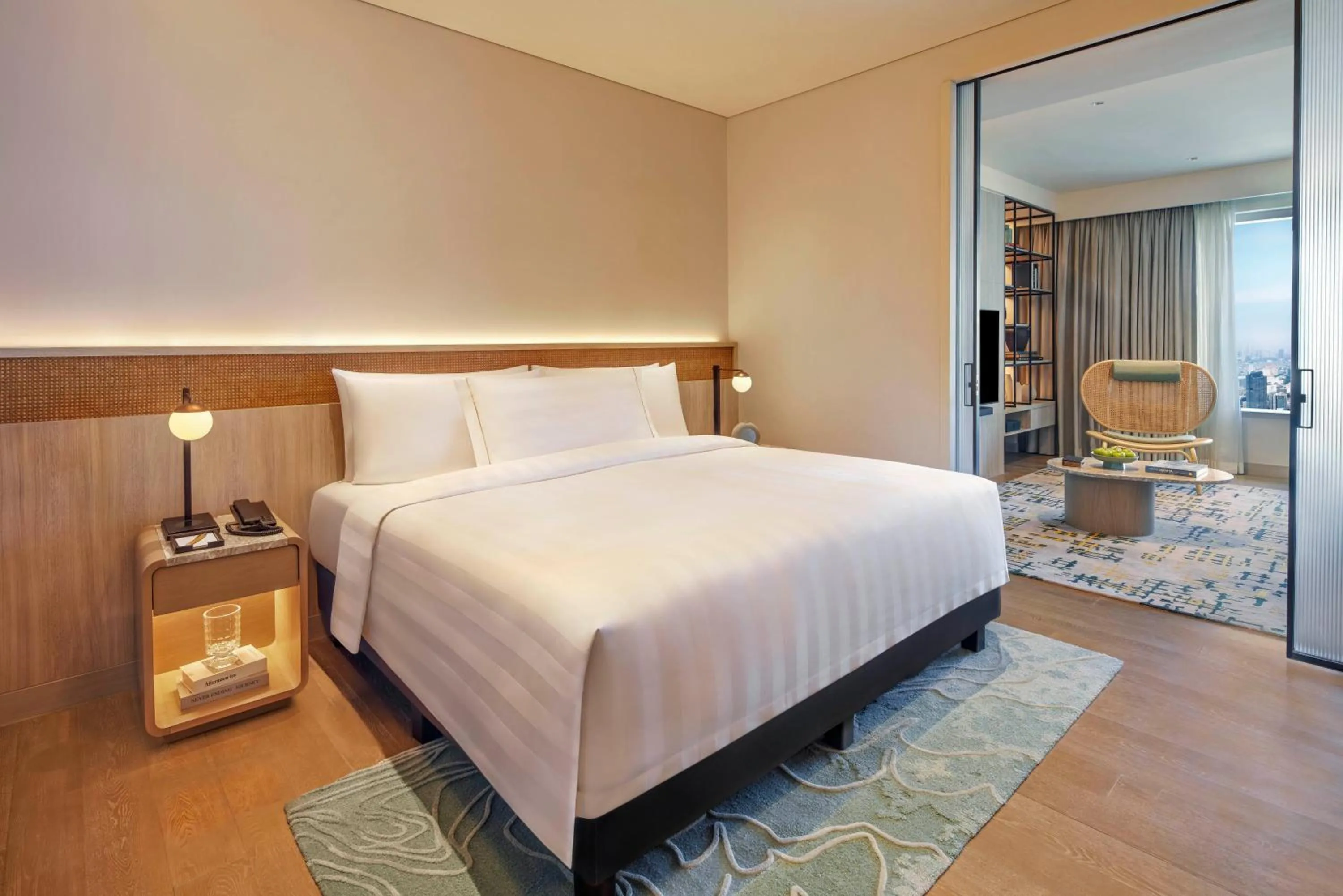 Bed in PARKROYAL Serviced Suites Jakarta