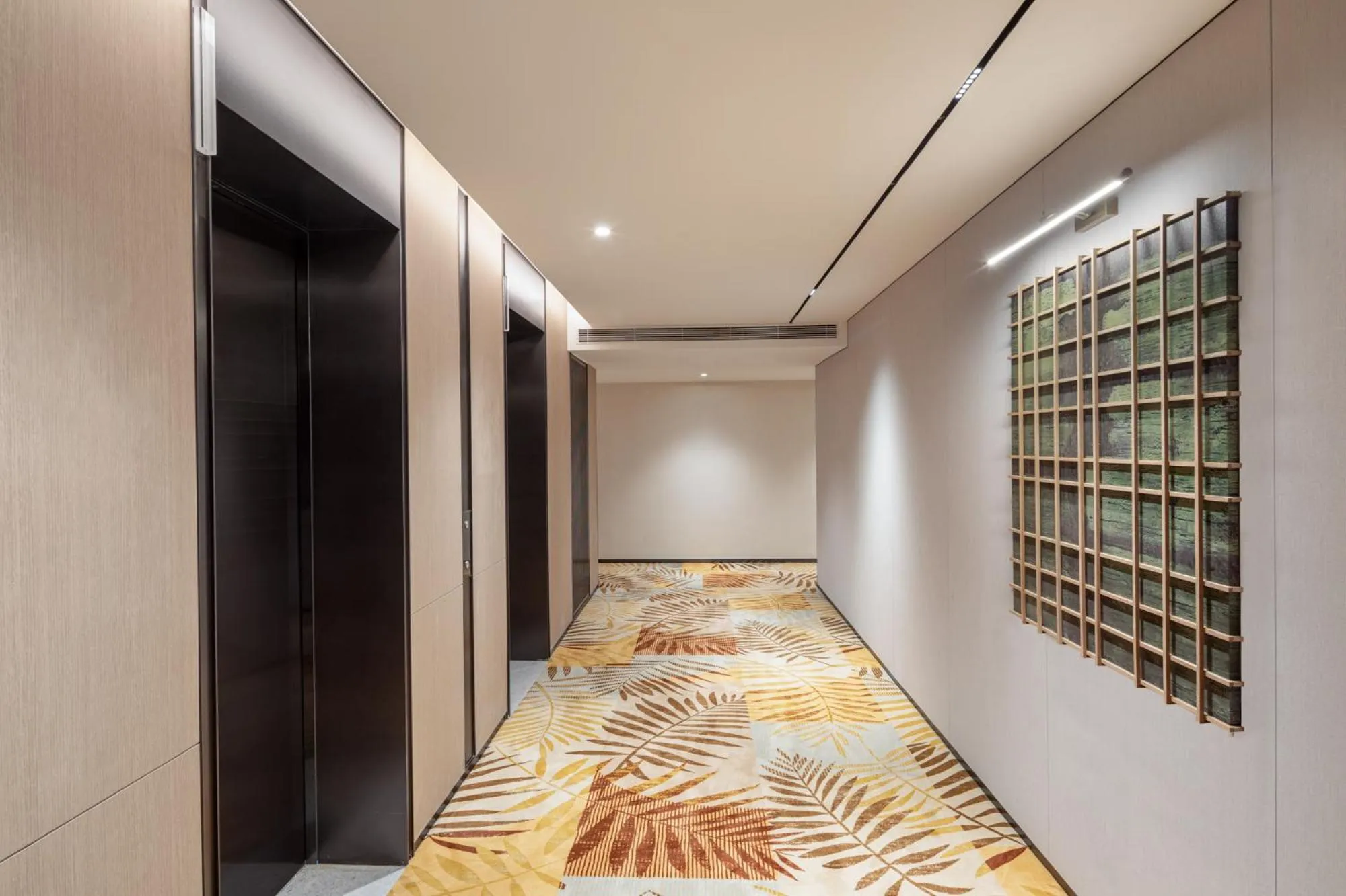 elevator in Citadines Hope City Boao