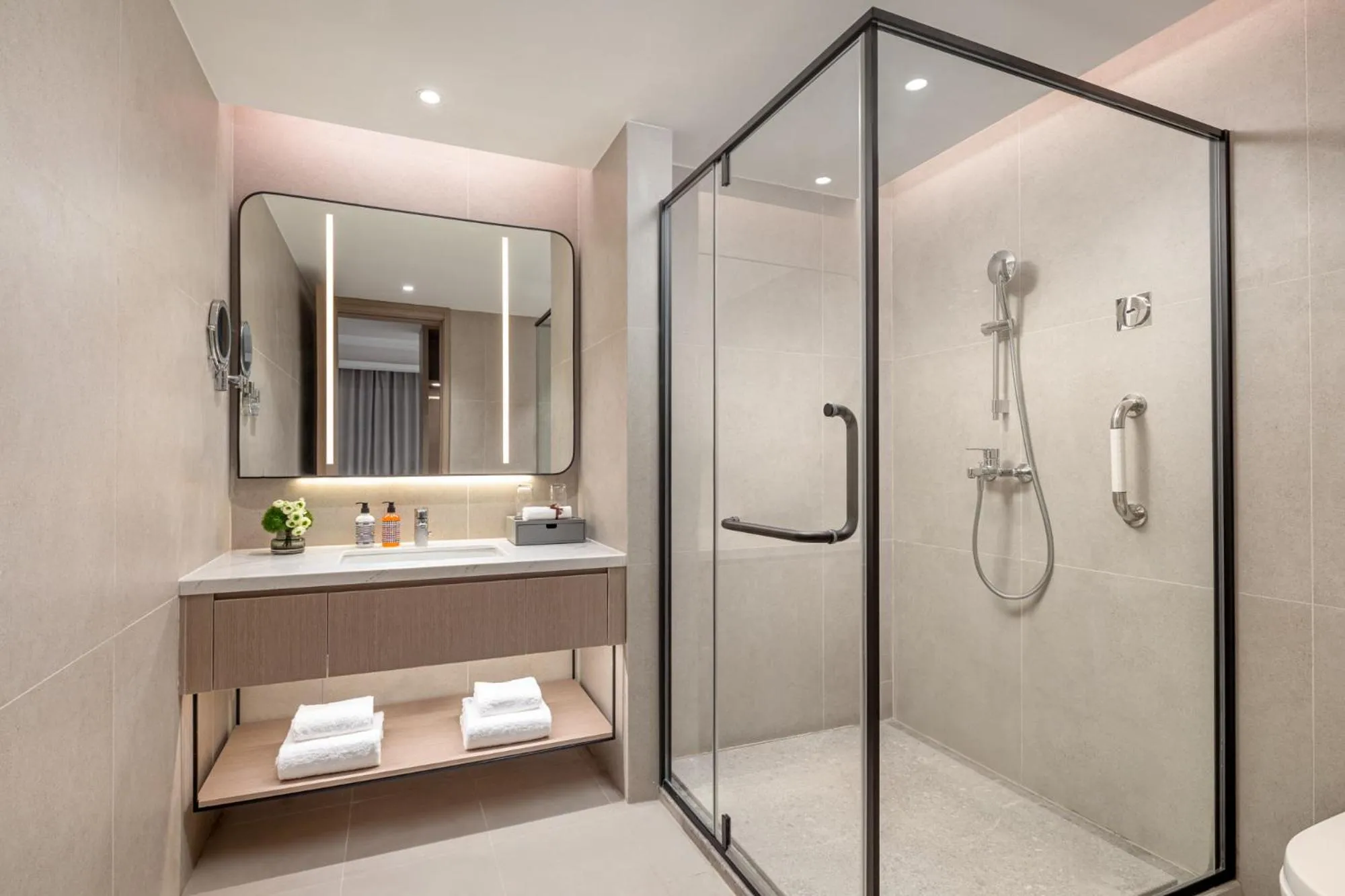 Bathroom in Citadines Hope City Boao