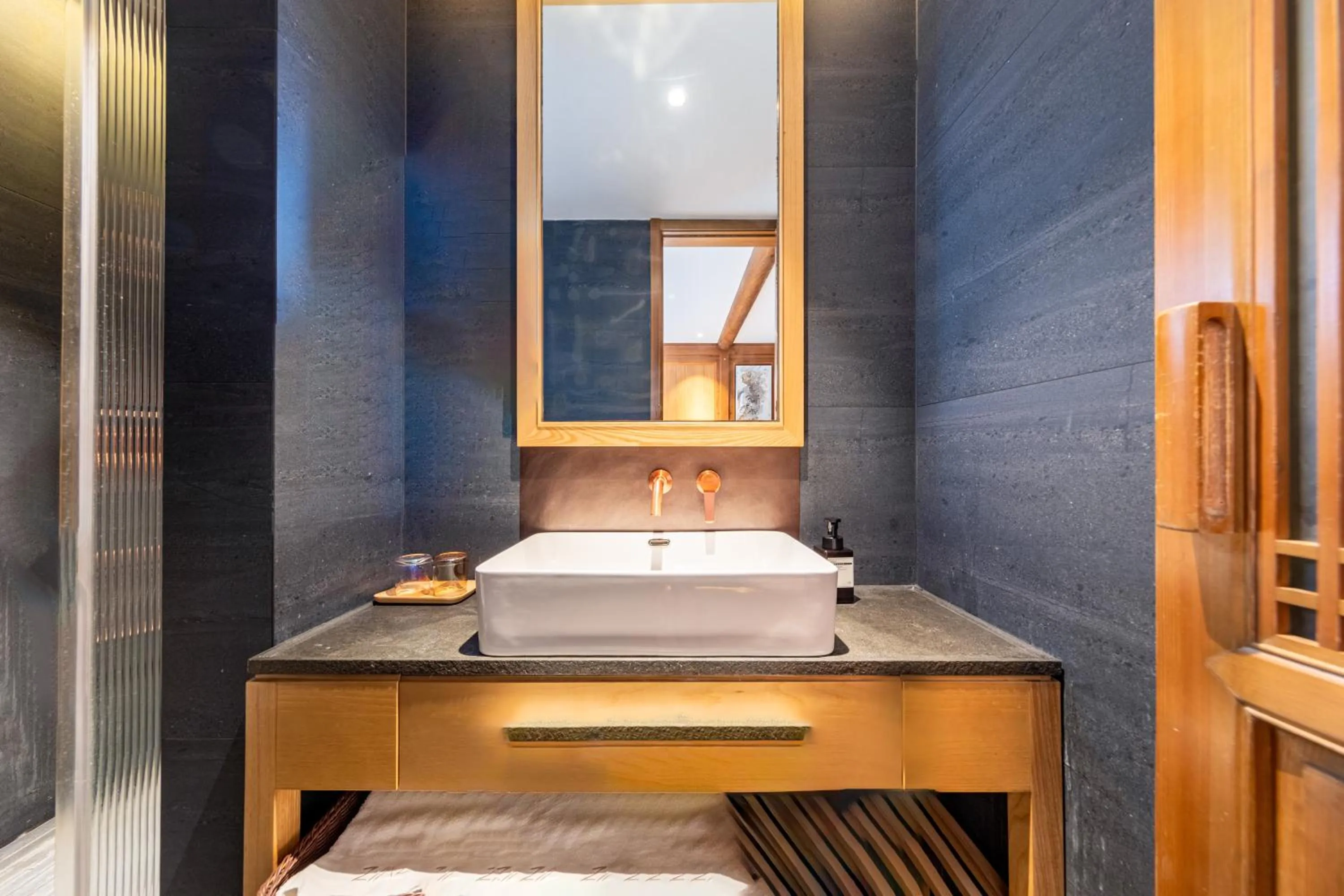 Bathroom in The JOY courtyard Beijing near Tiananmen Forbidden City