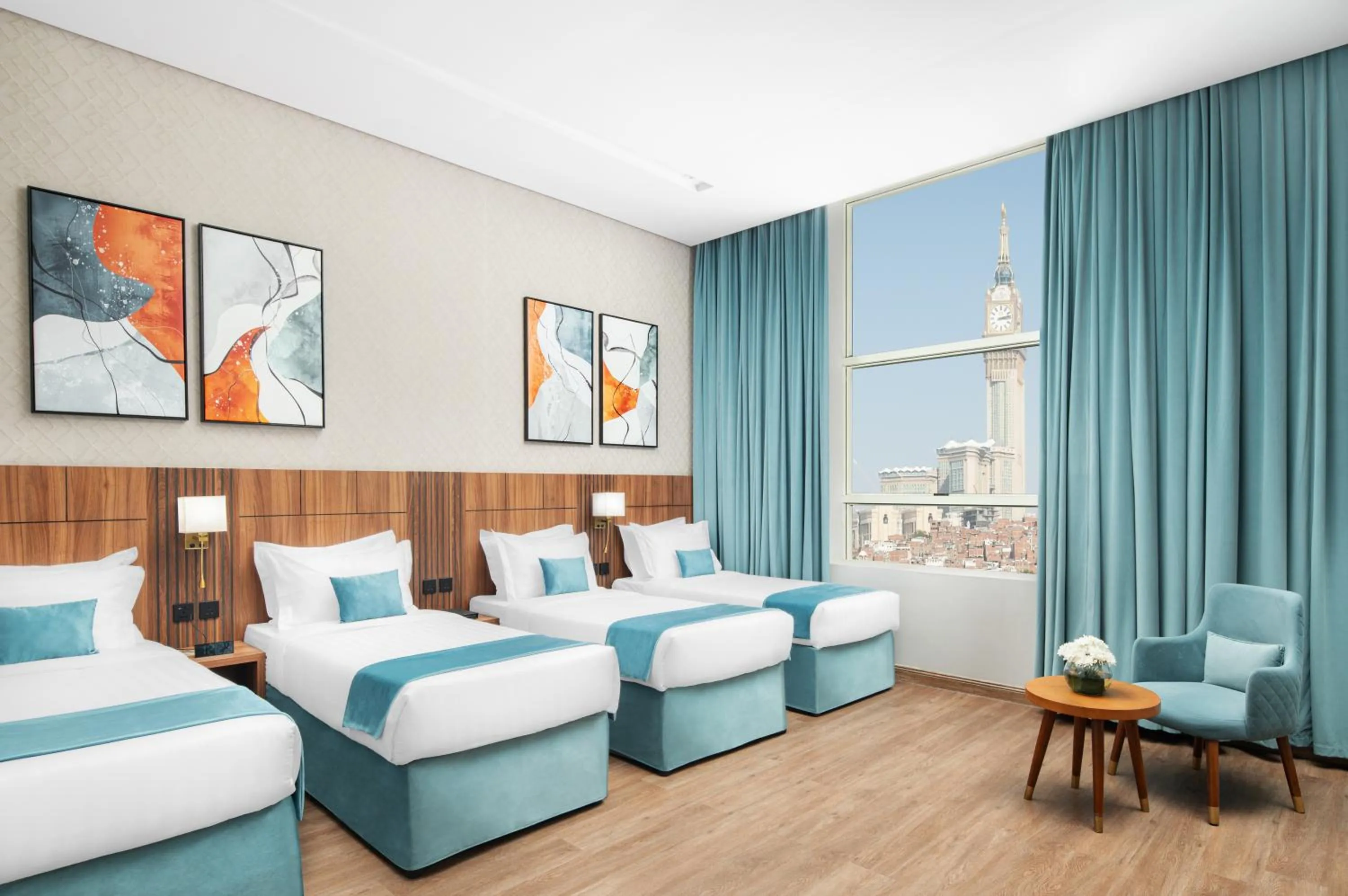 Bedroom in Elaf Qinwan Hotel