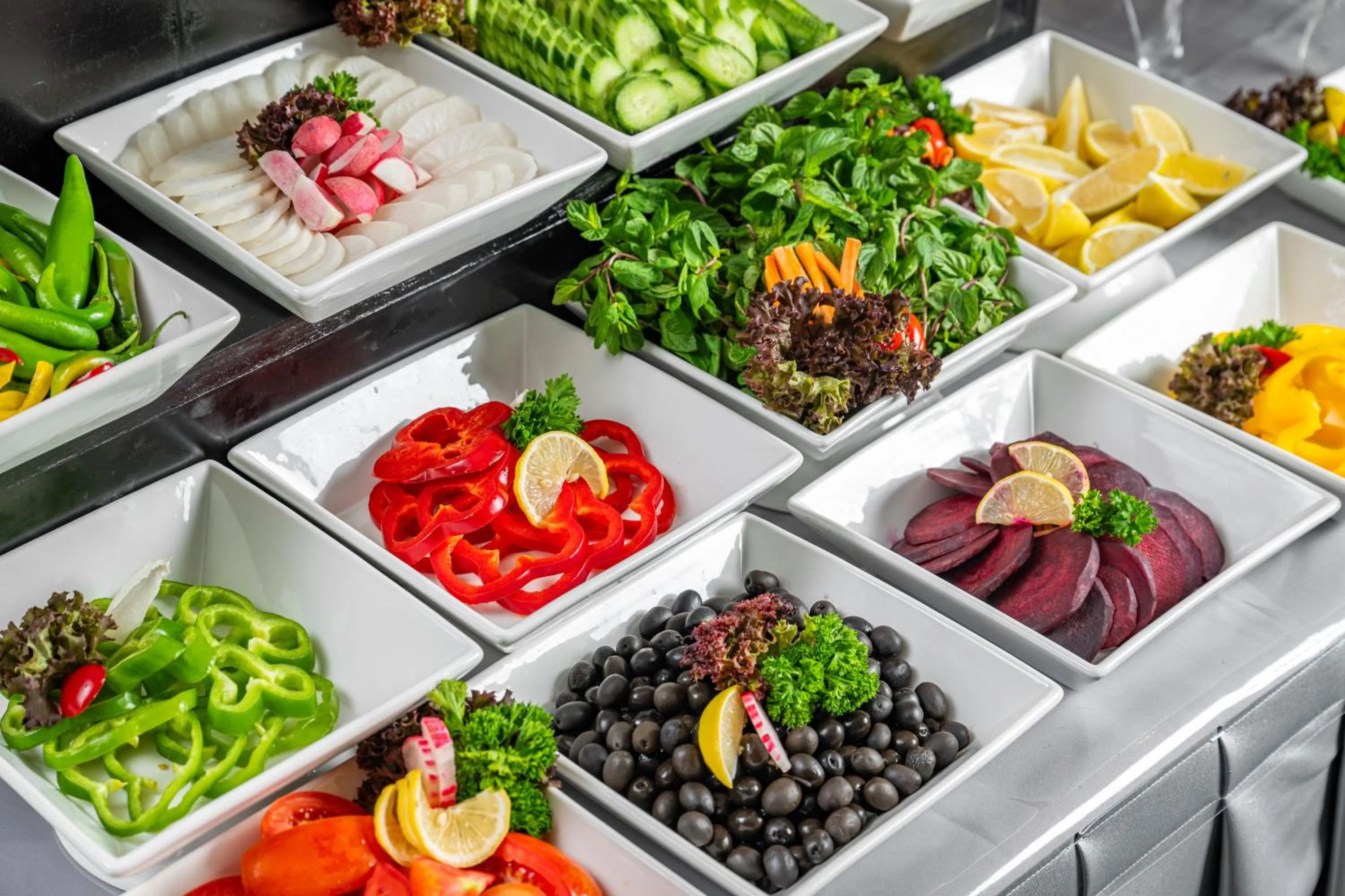 Buffet breakfast in Elaf Qinwan Hotel