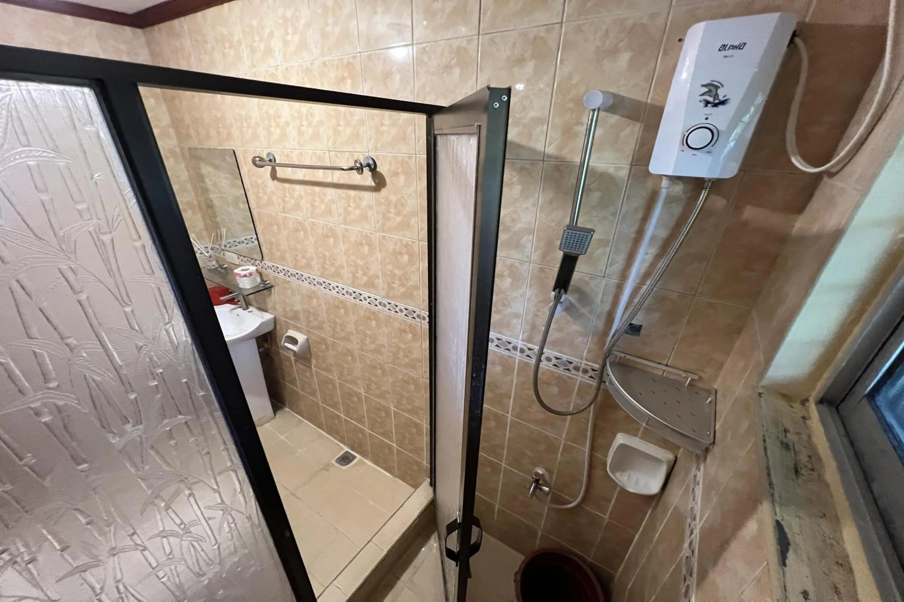 Shower in Vista Venice Resort