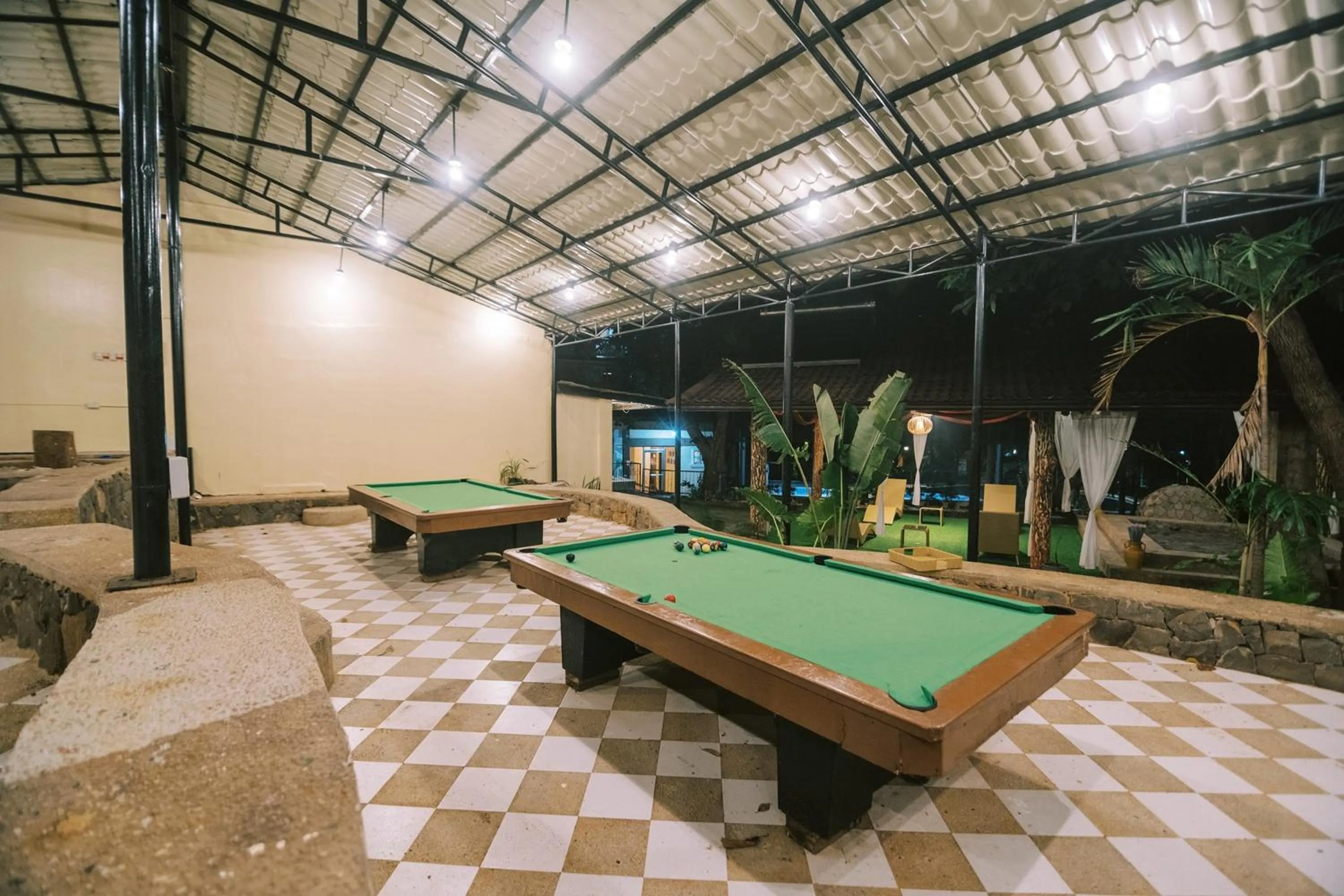 Billiard in Vista Venice Resort