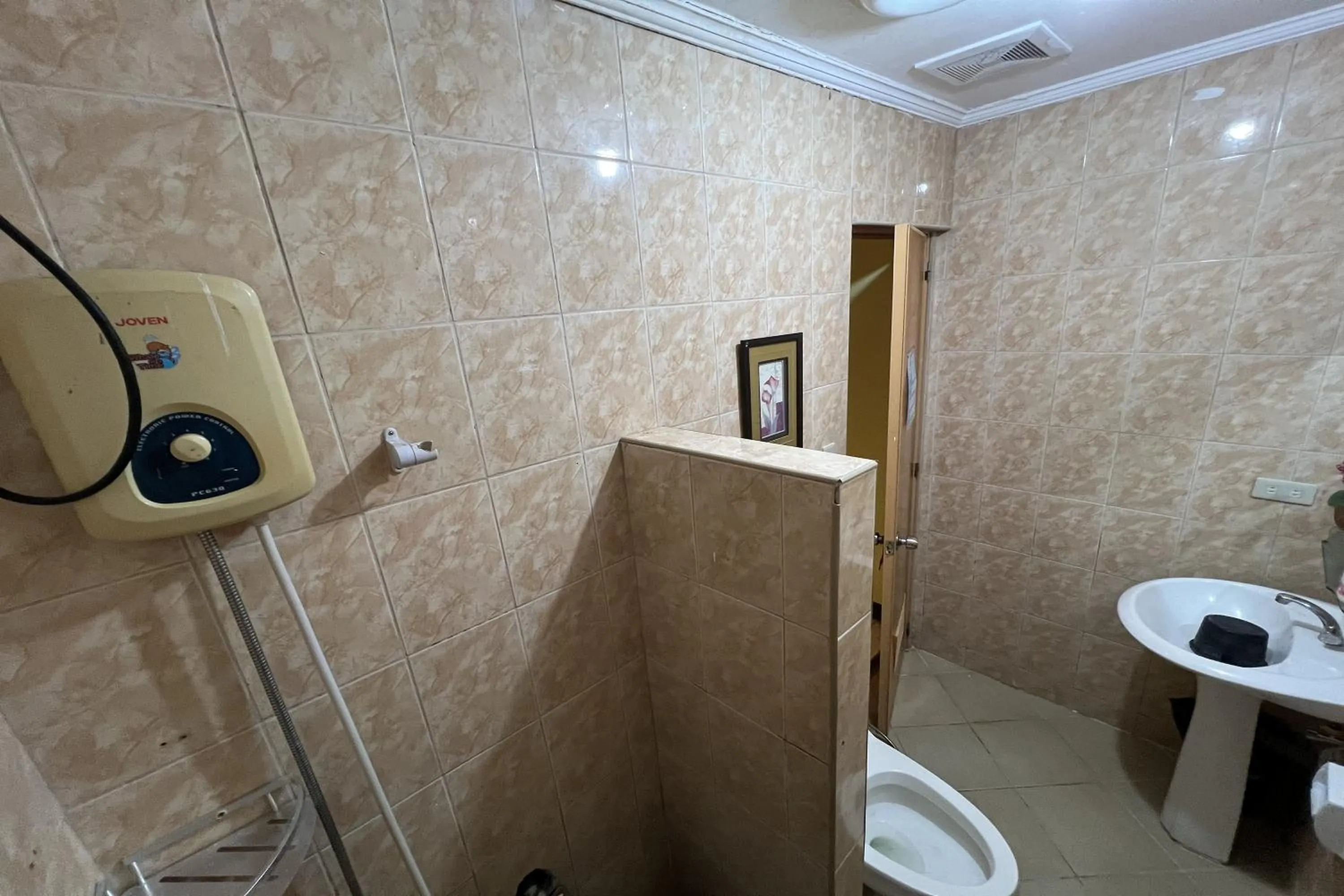 Toilet in Vista Venice Resort