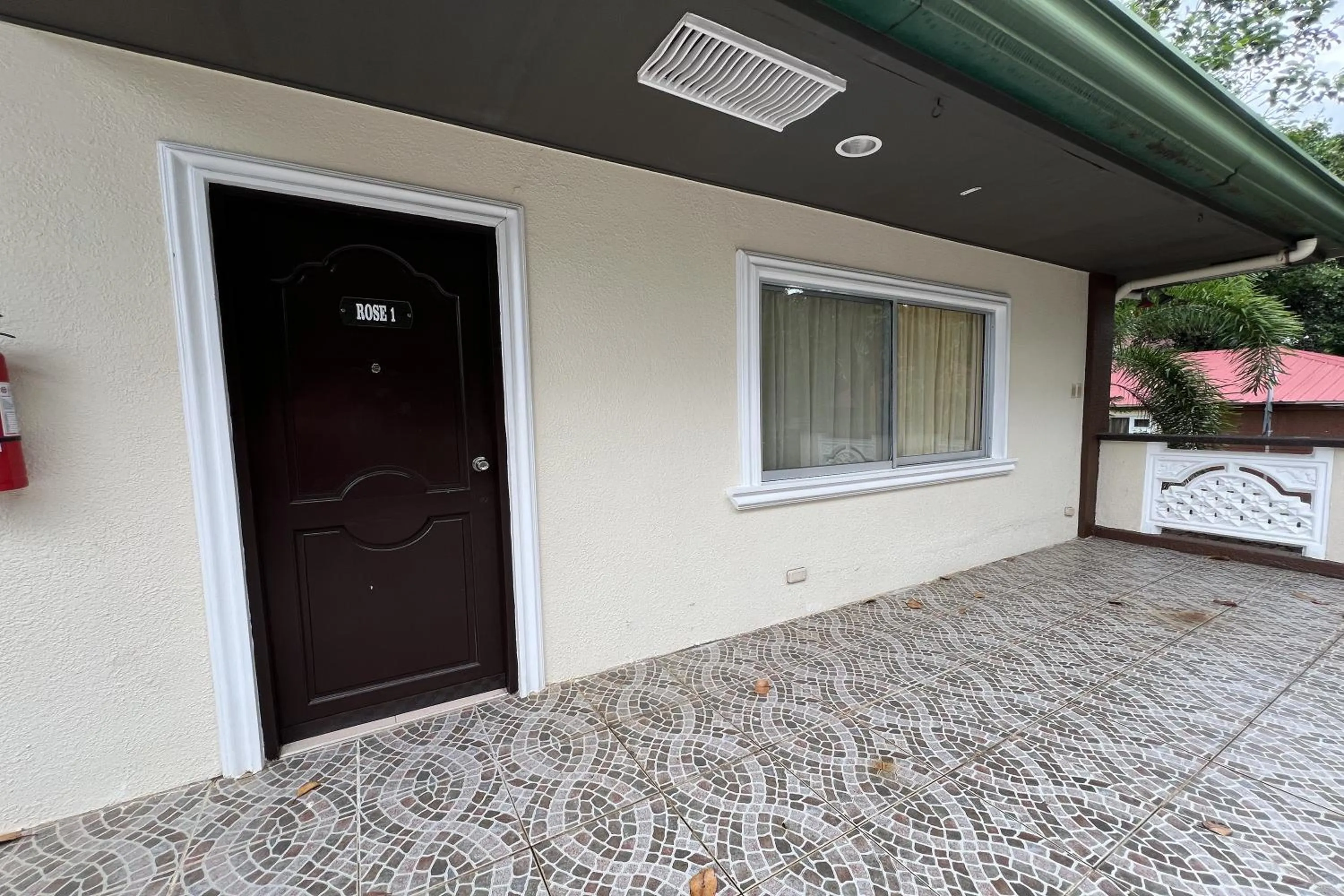 Property building in Vista Venice Resort