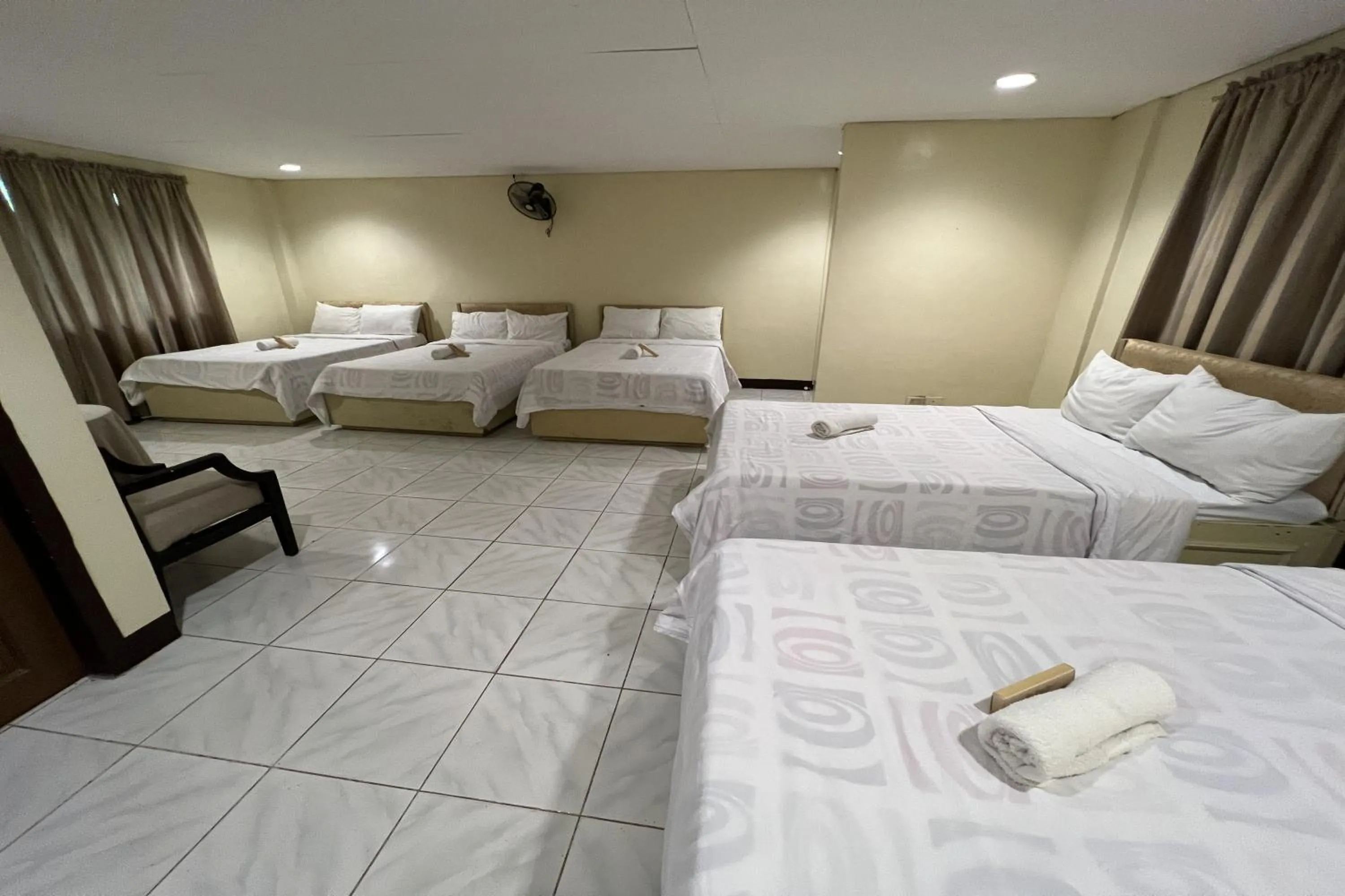 Bedroom, Bed in Vista Venice Resort